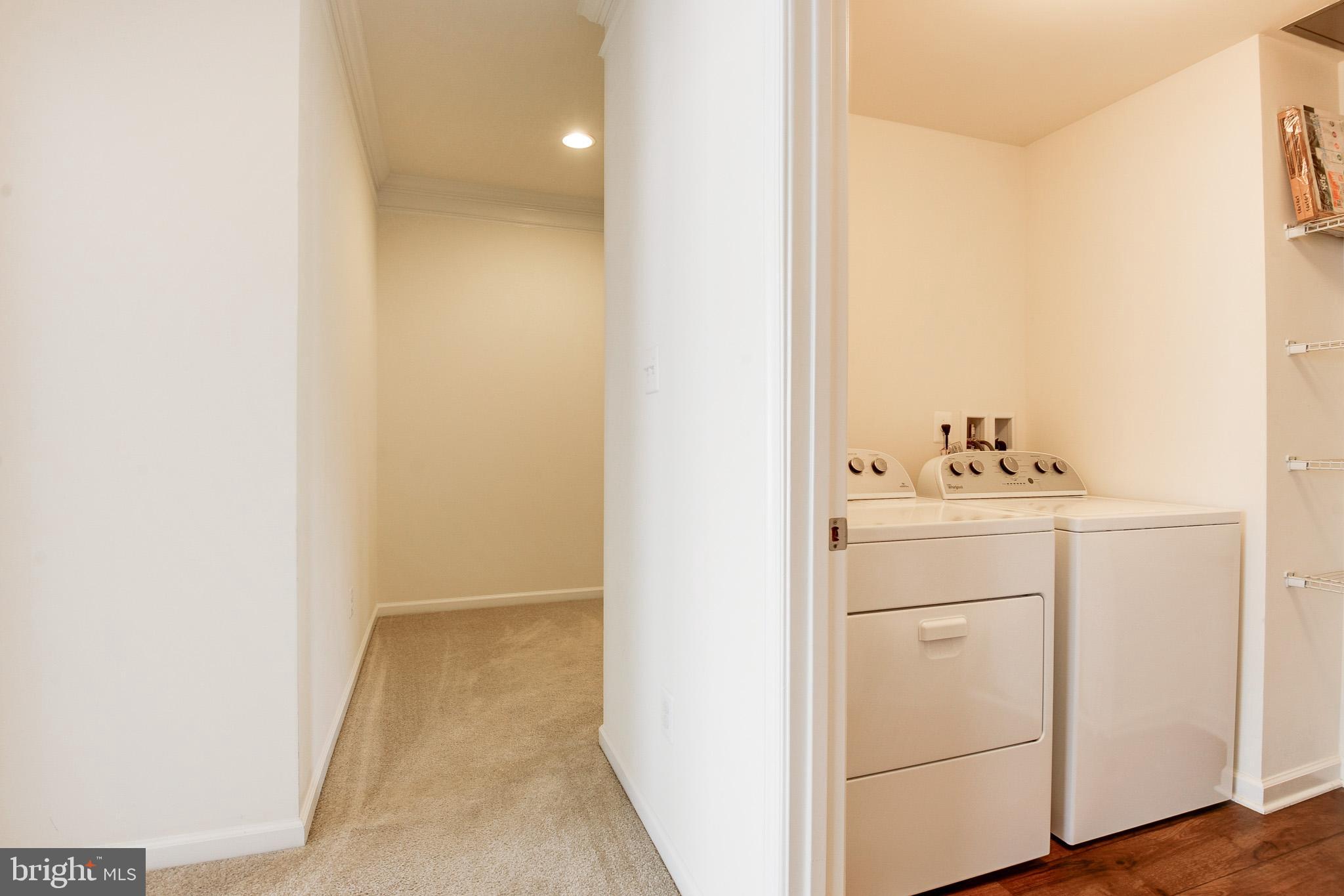 DISCOVERY SQUARE - Residential Lease