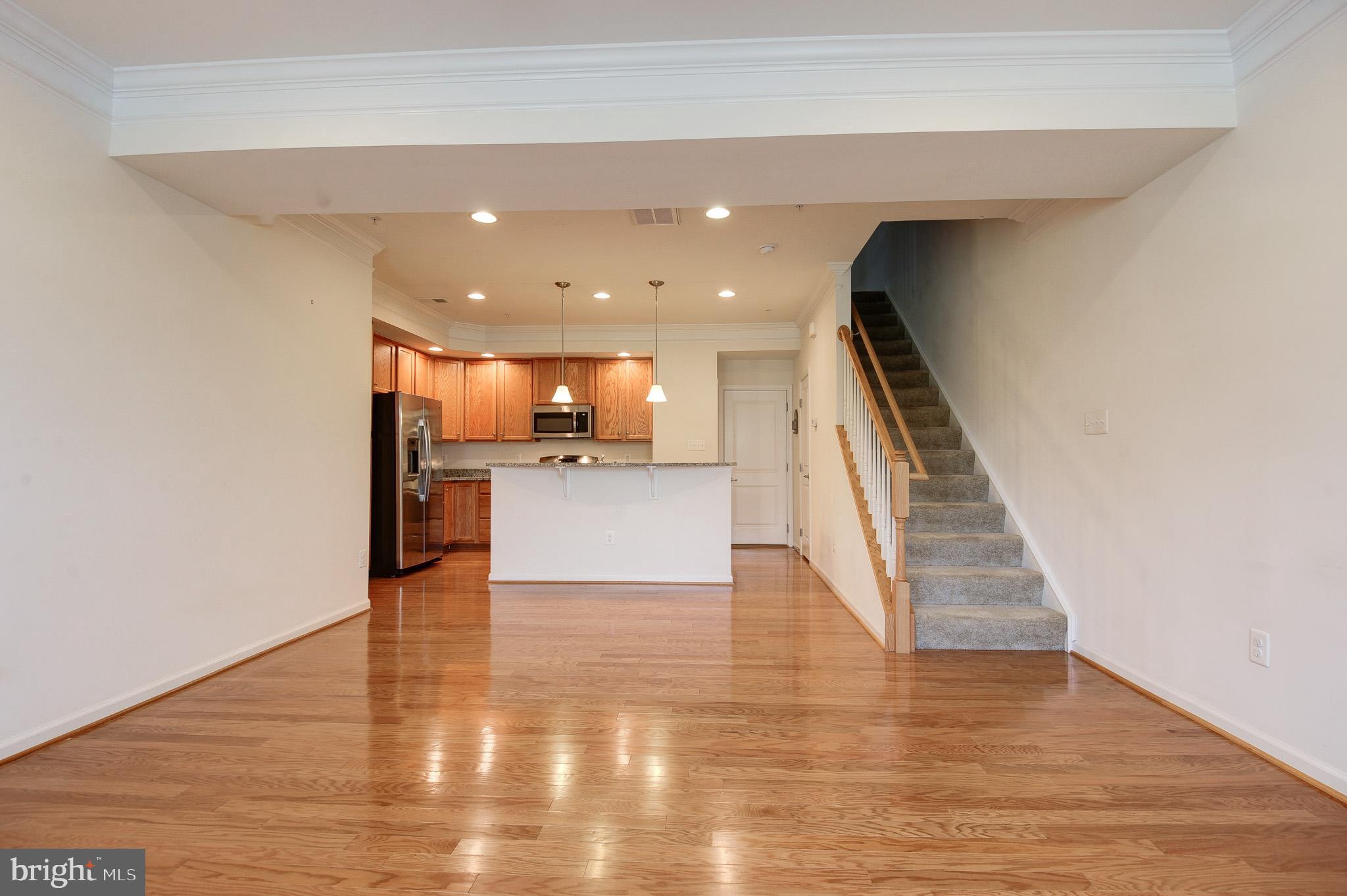 DISCOVERY SQUARE - Residential Lease