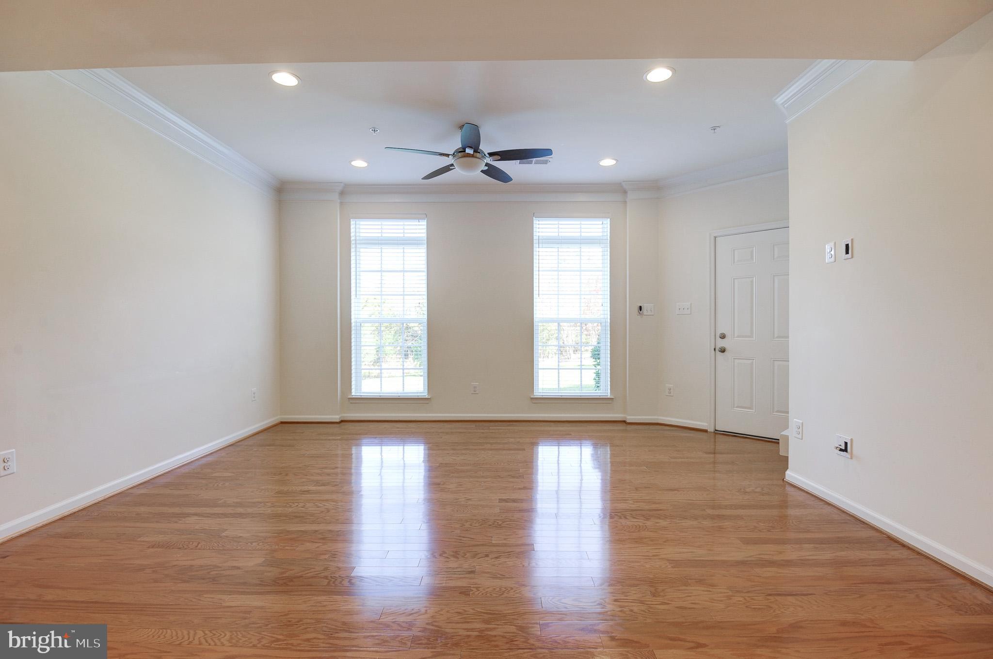 DISCOVERY SQUARE - Residential Lease