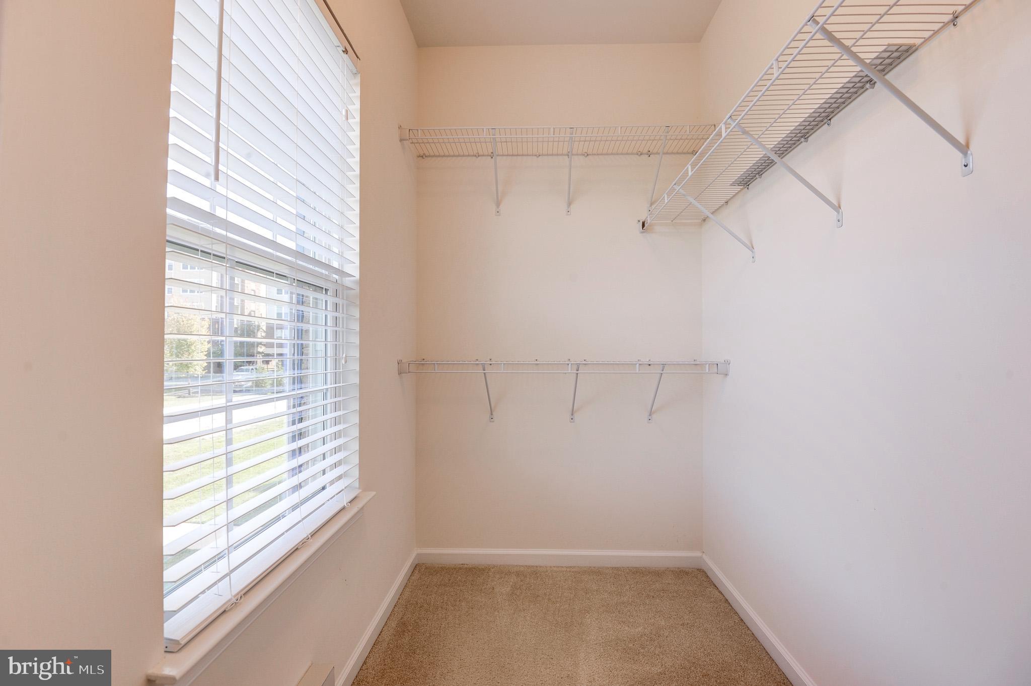 DISCOVERY SQUARE - Residential Lease