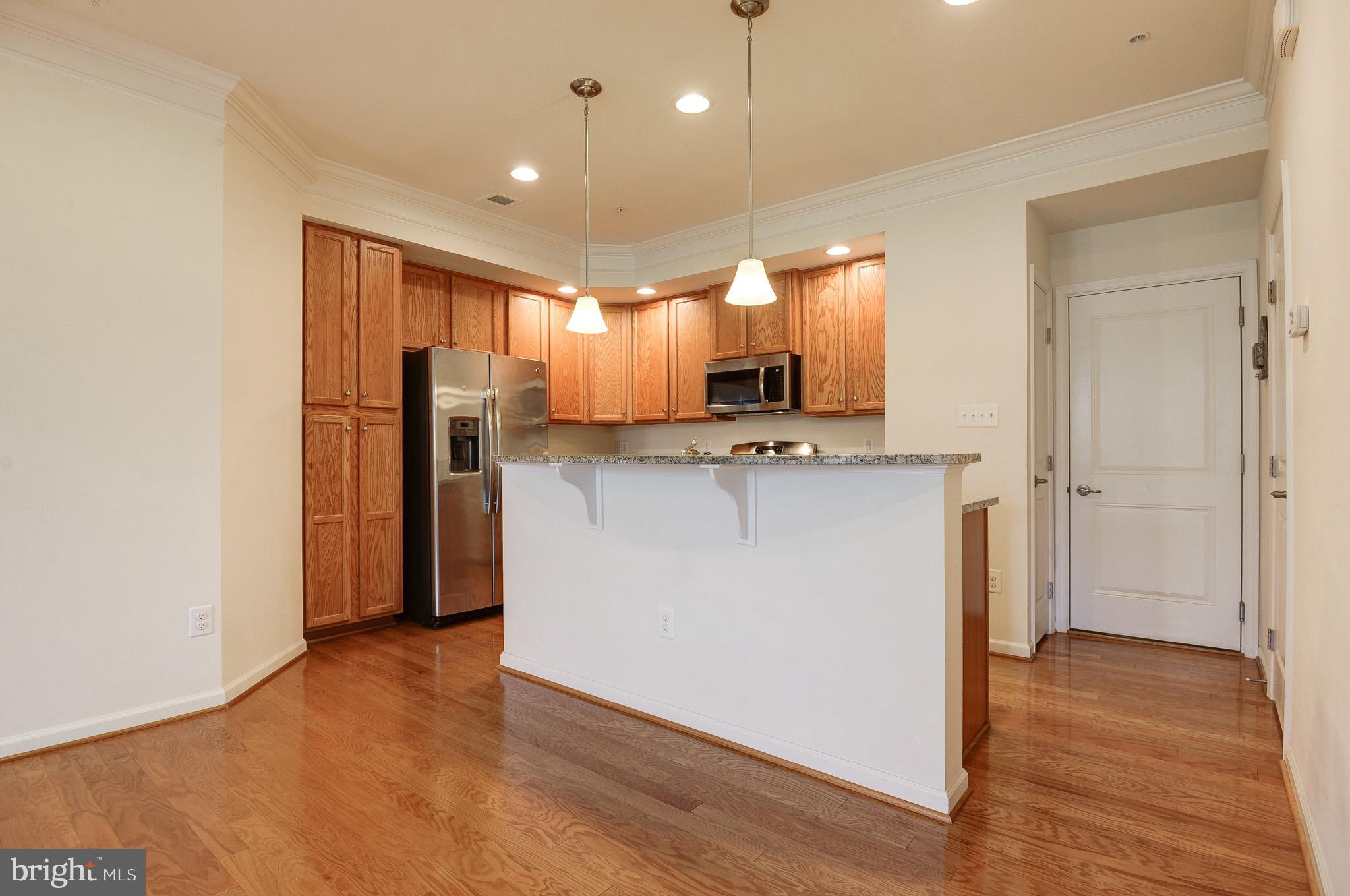 DISCOVERY SQUARE - Residential Lease