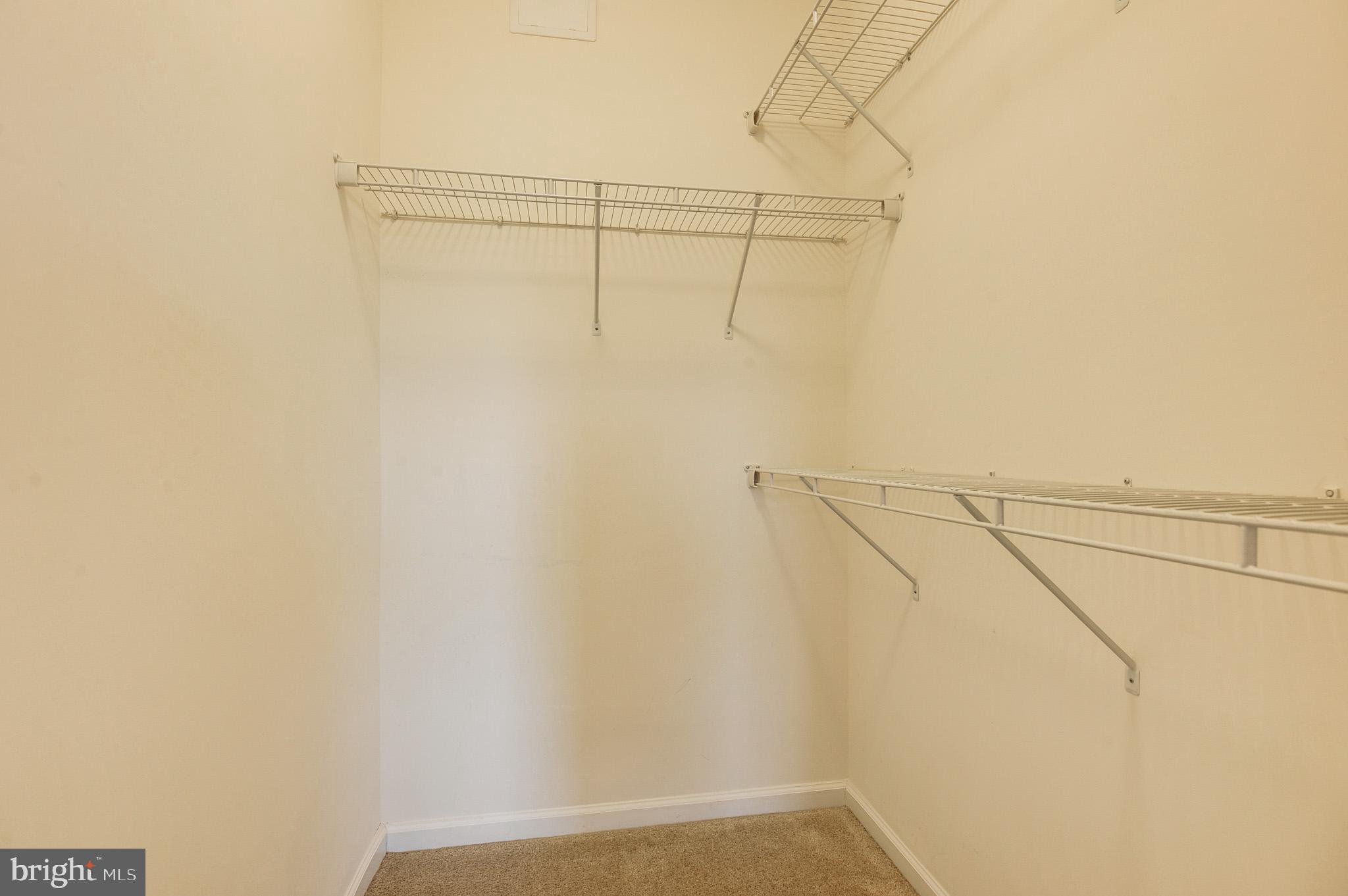 DISCOVERY SQUARE - Residential Lease