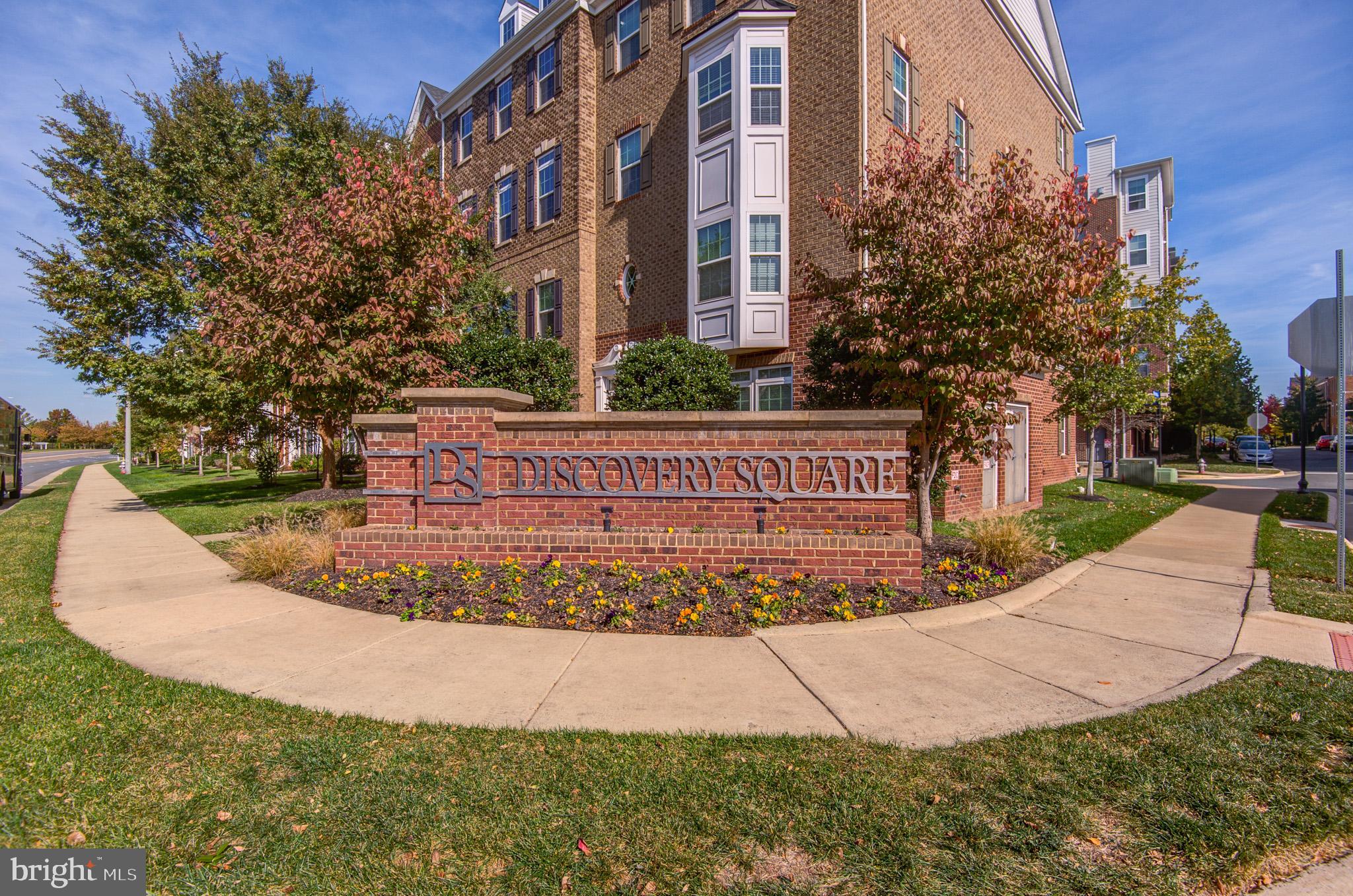 DISCOVERY SQUARE - Residential Lease