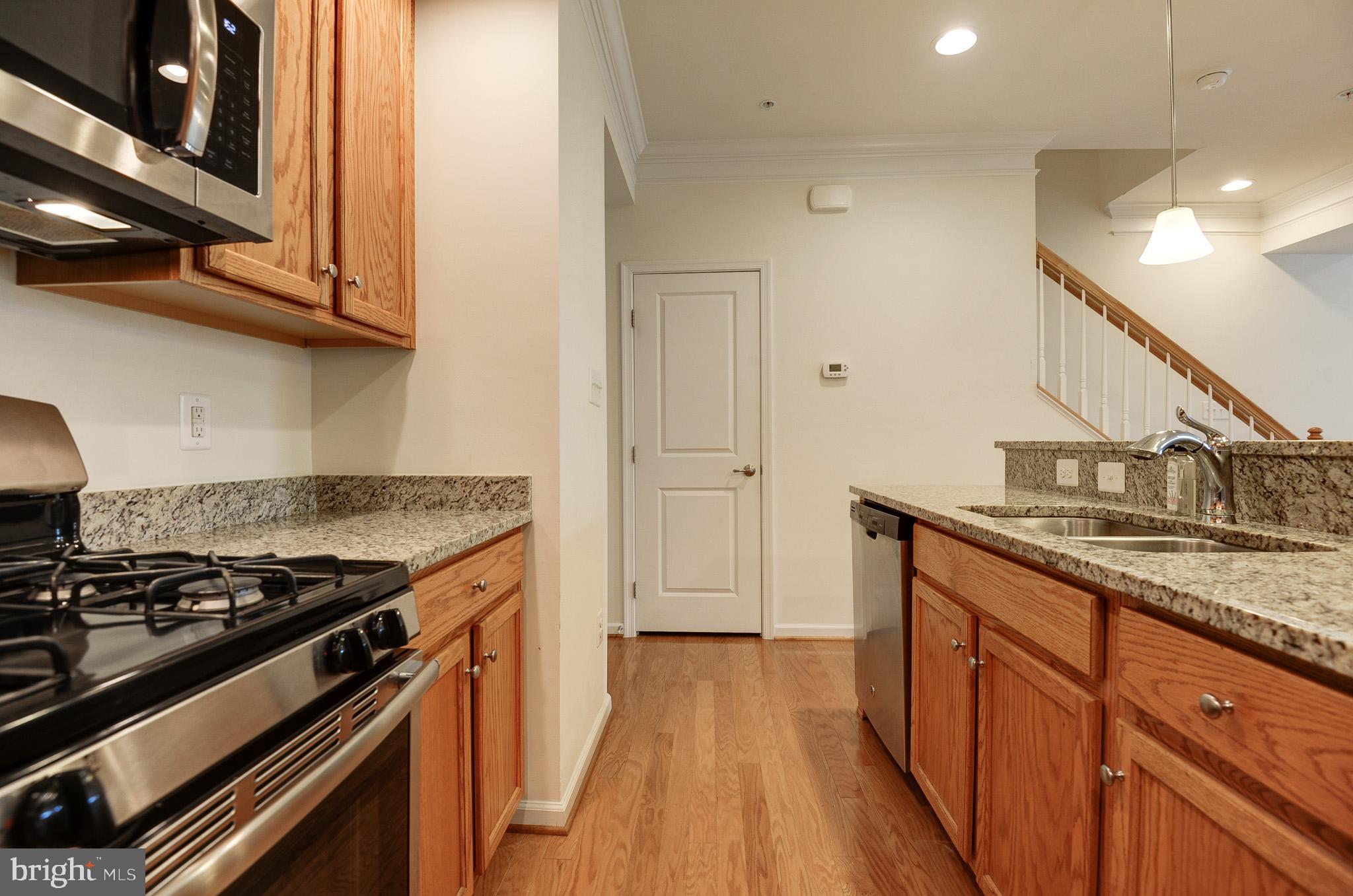 DISCOVERY SQUARE - Residential Lease