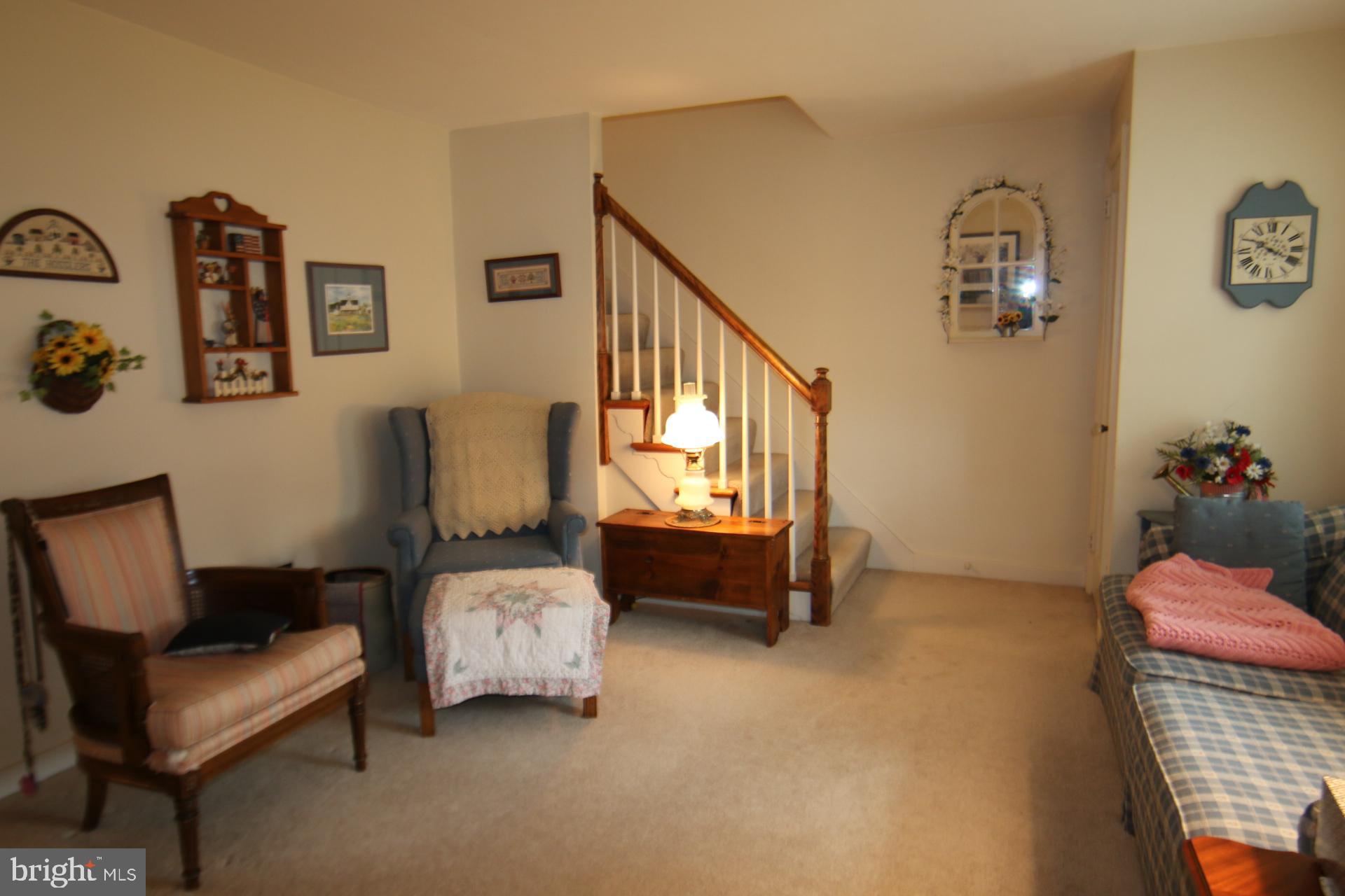 OAK HILLS - Residential