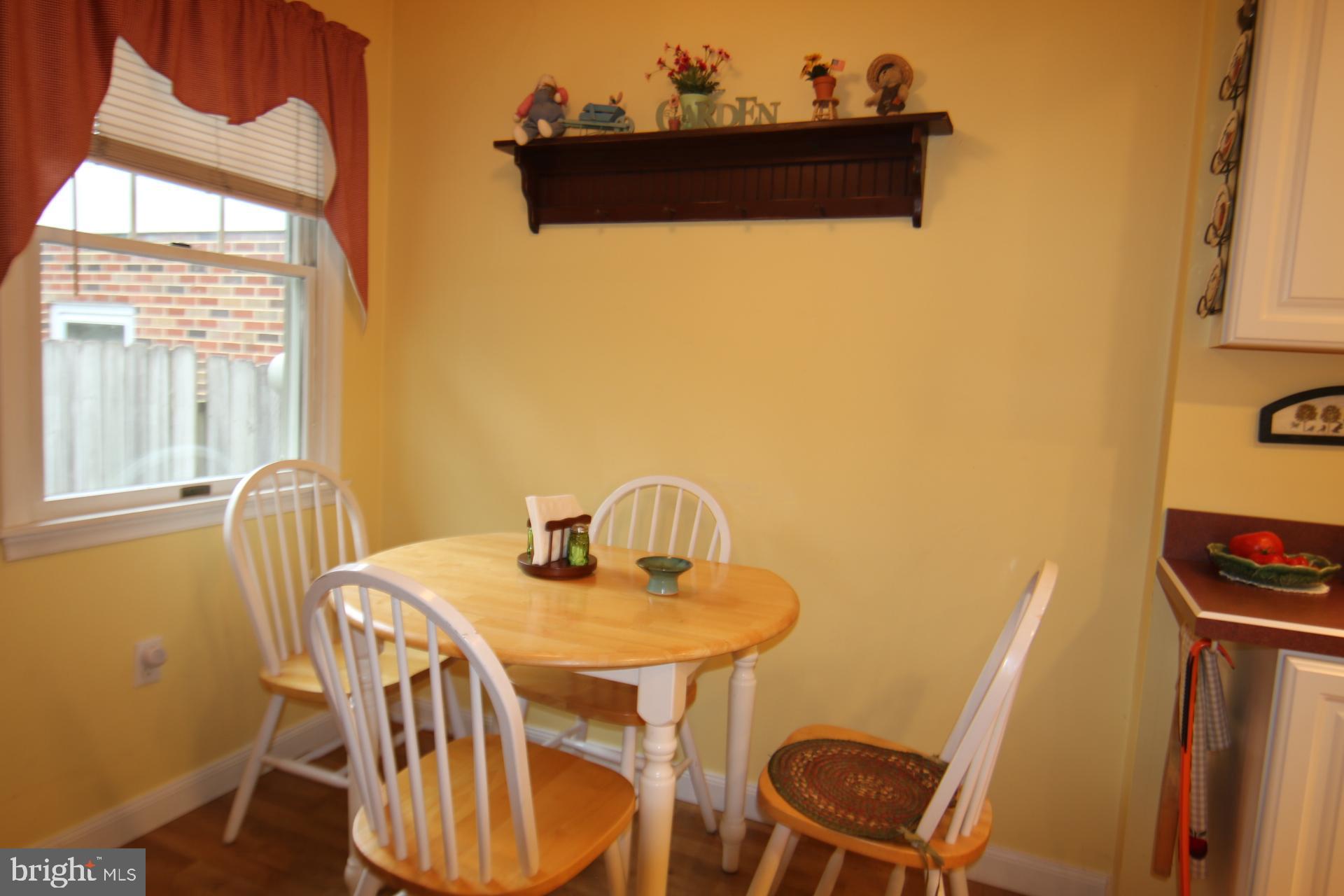 OAK HILLS - Residential