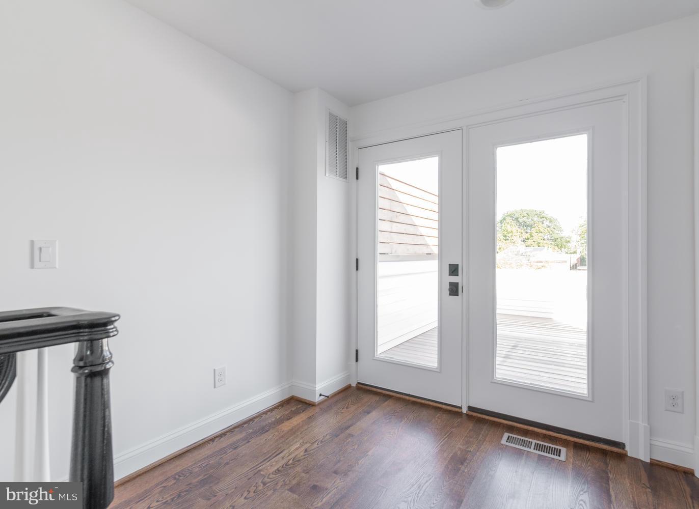 OLD TOWN - Residential