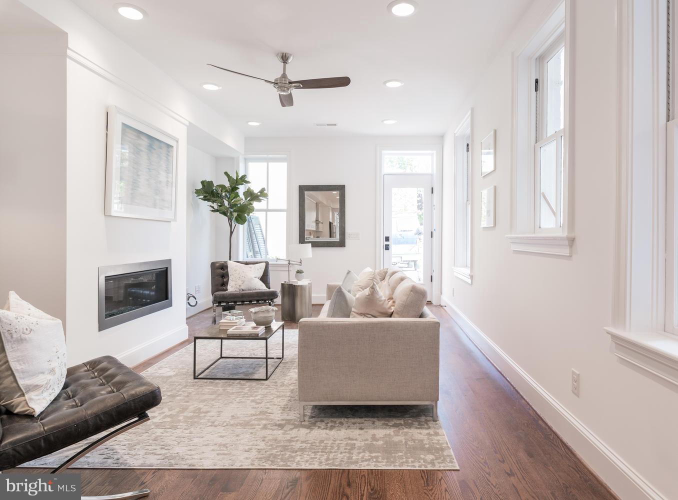 OLD TOWN - Residential