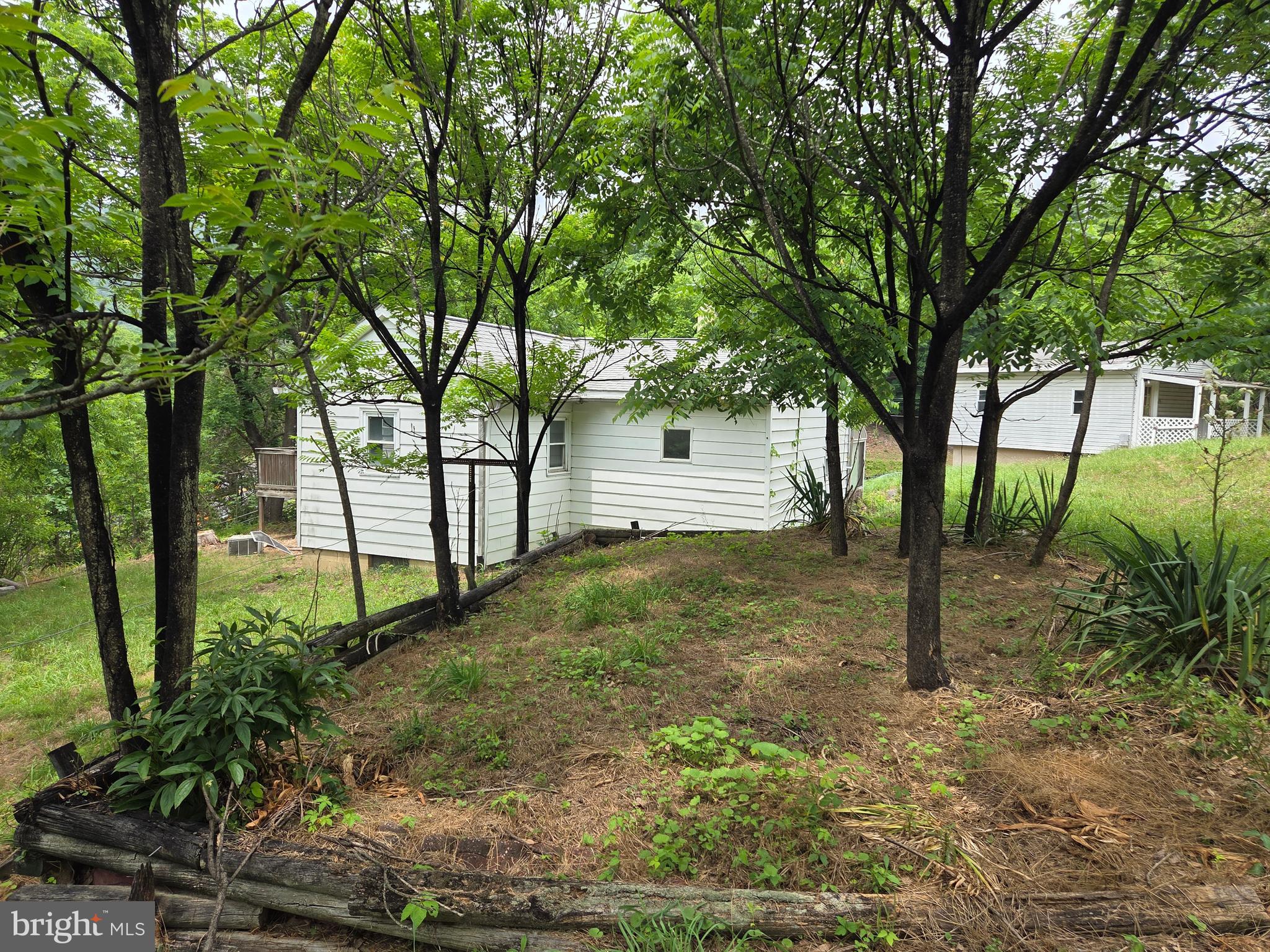 28 BRELSFORD LANE