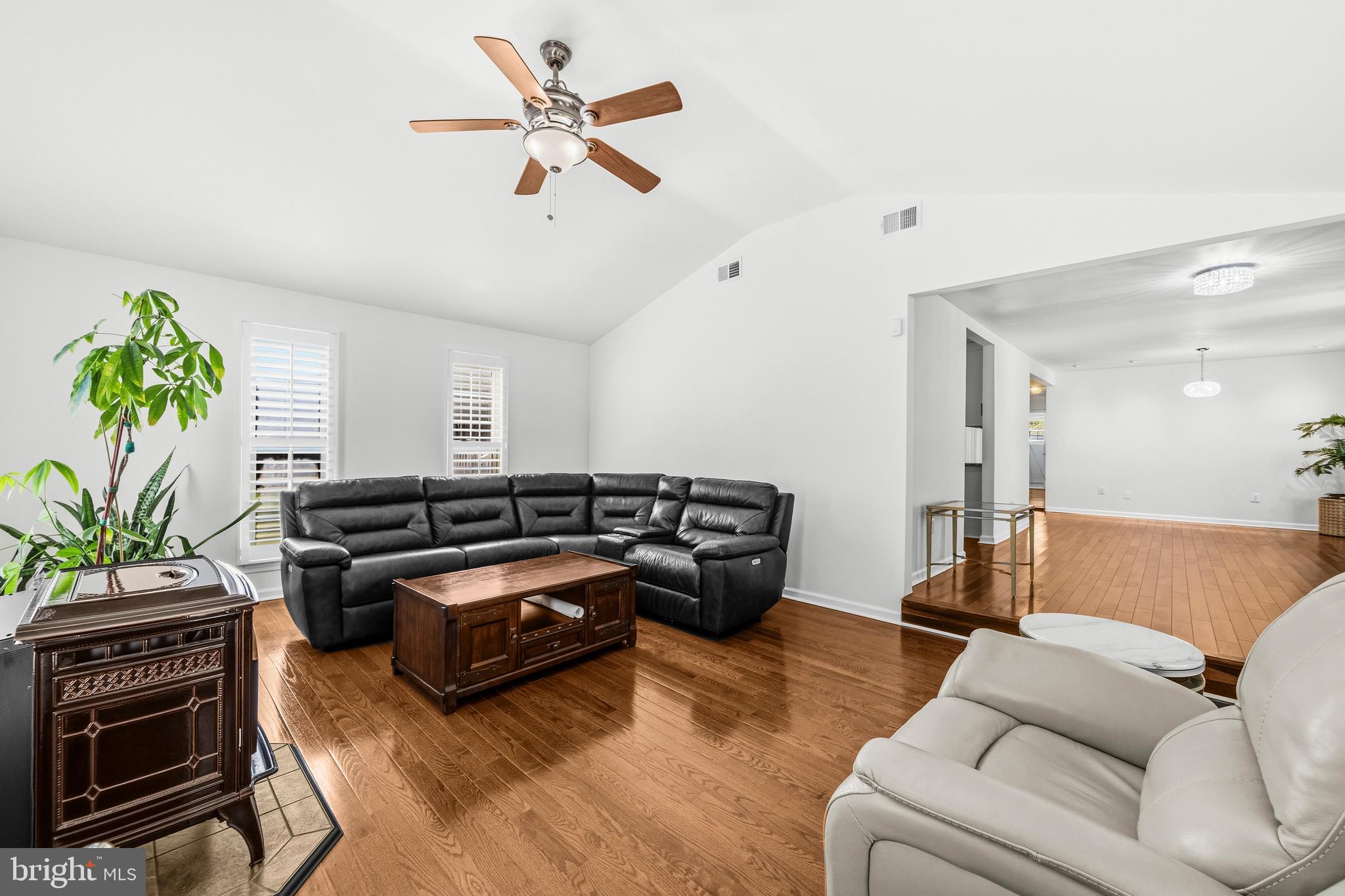 4107 HENSON LANE
