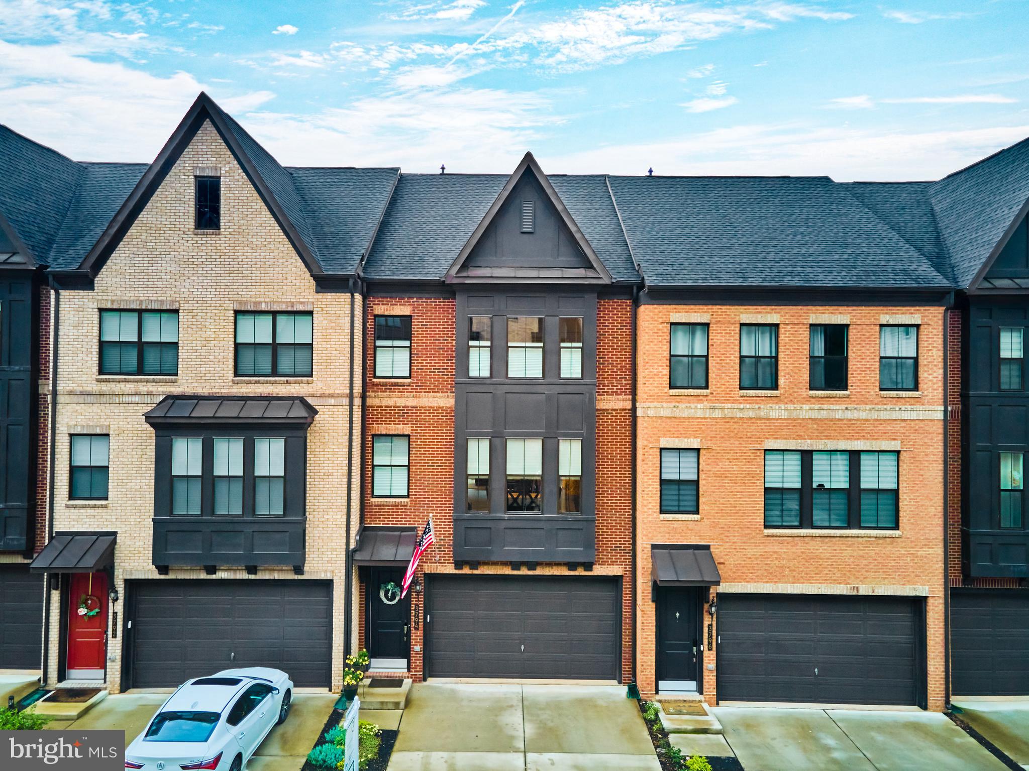 PENDER OAKS - Residential