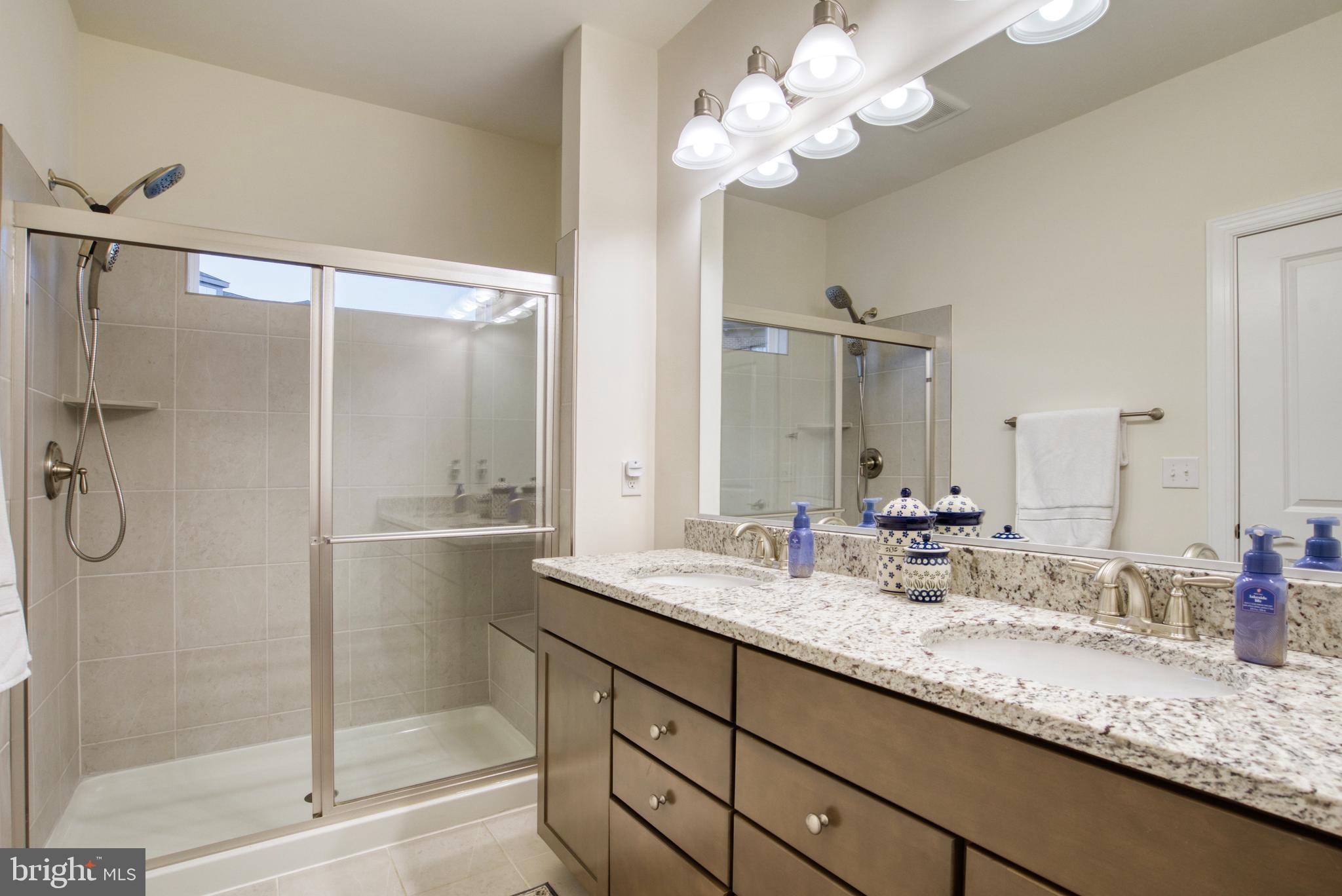 PENDER OAKS - Residential