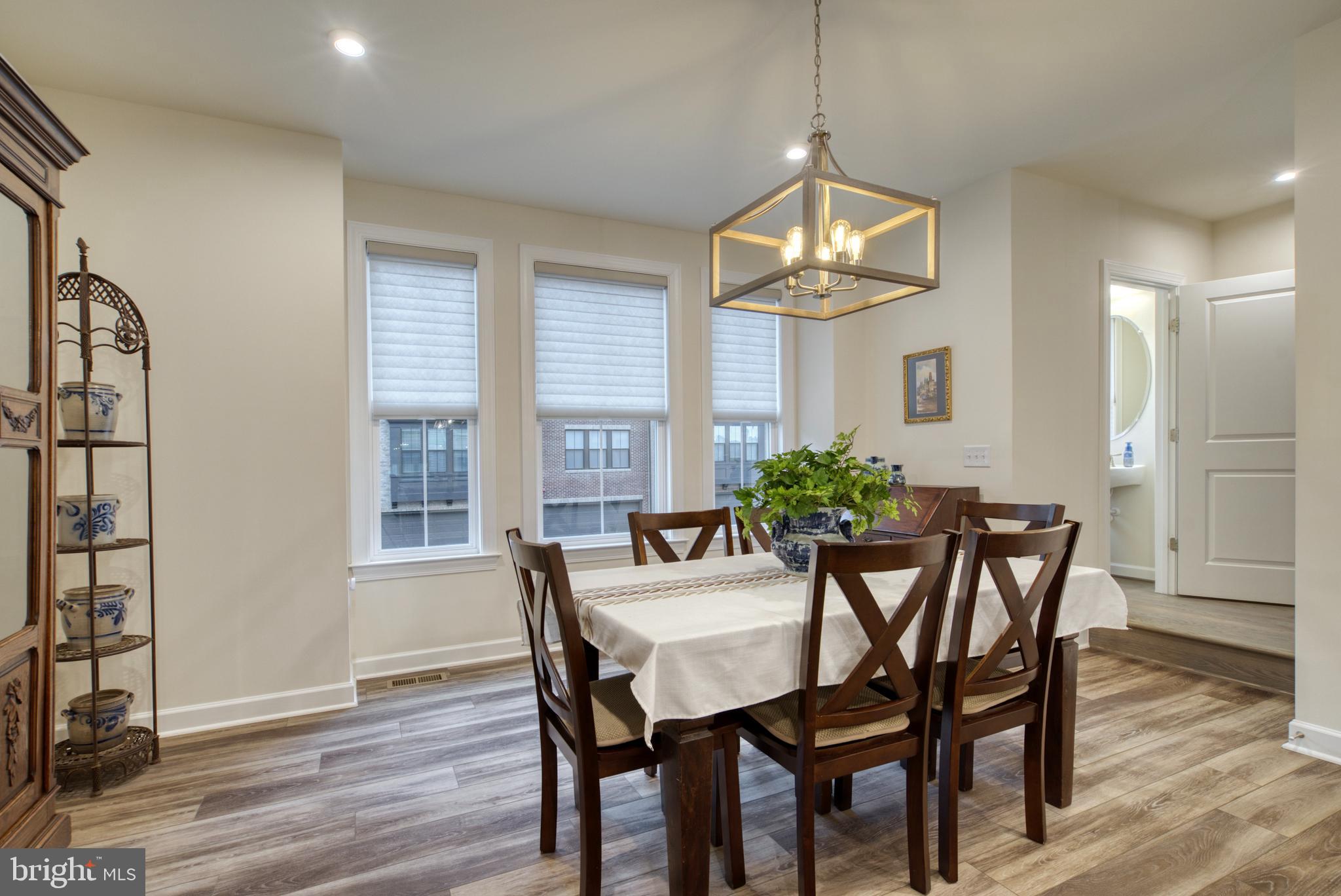 PENDER OAKS - Residential