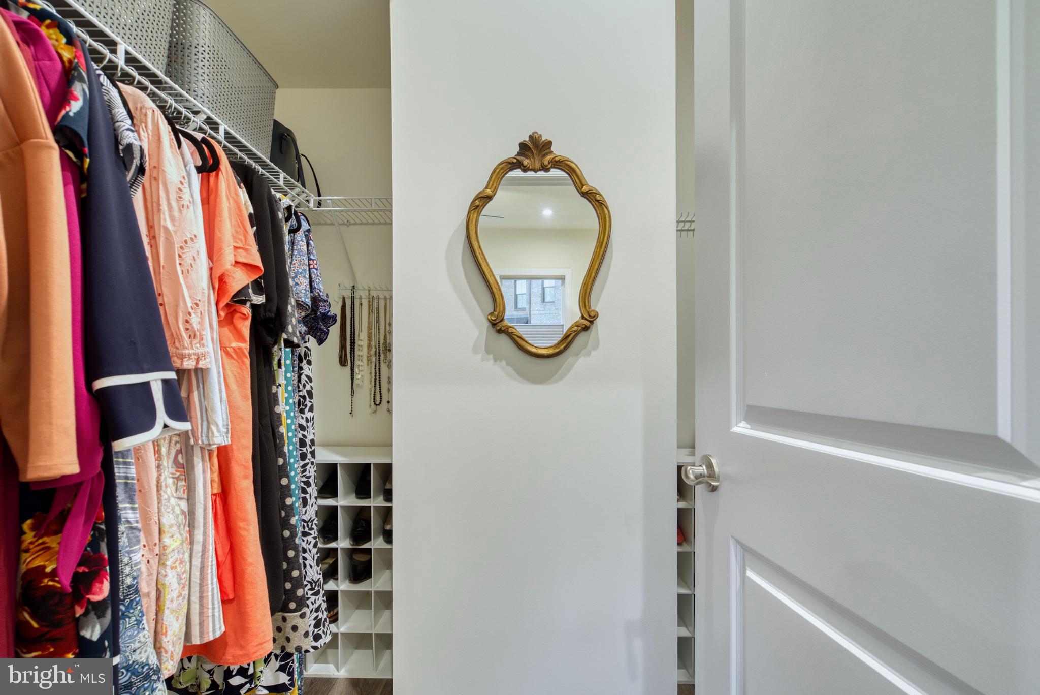 PENDER OAKS - Residential