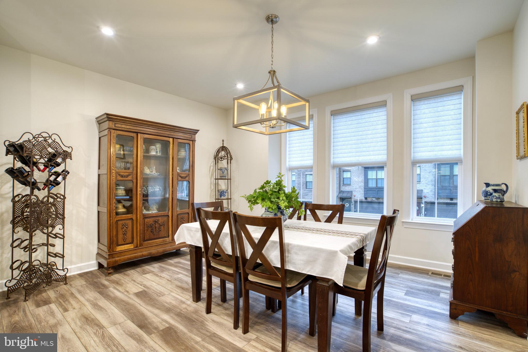 PENDER OAKS - Residential