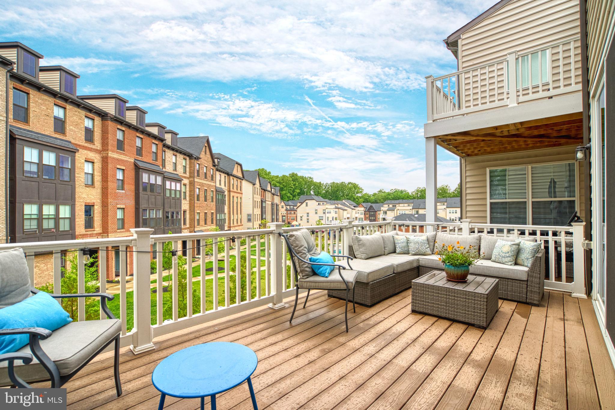 PENDER OAKS - Residential