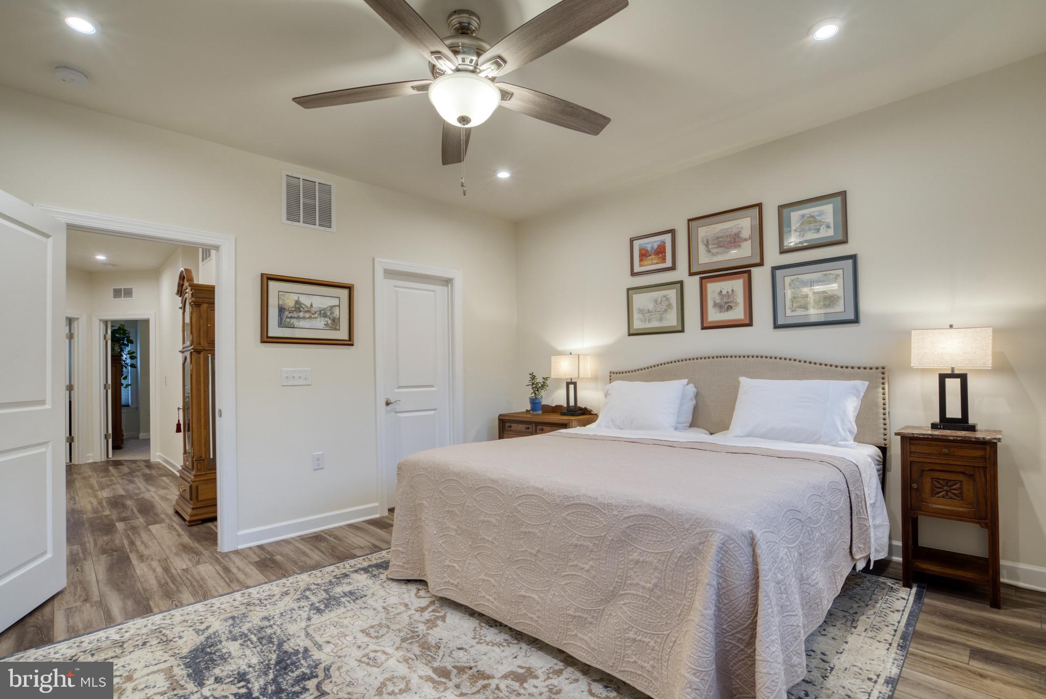 PENDER OAKS - Residential