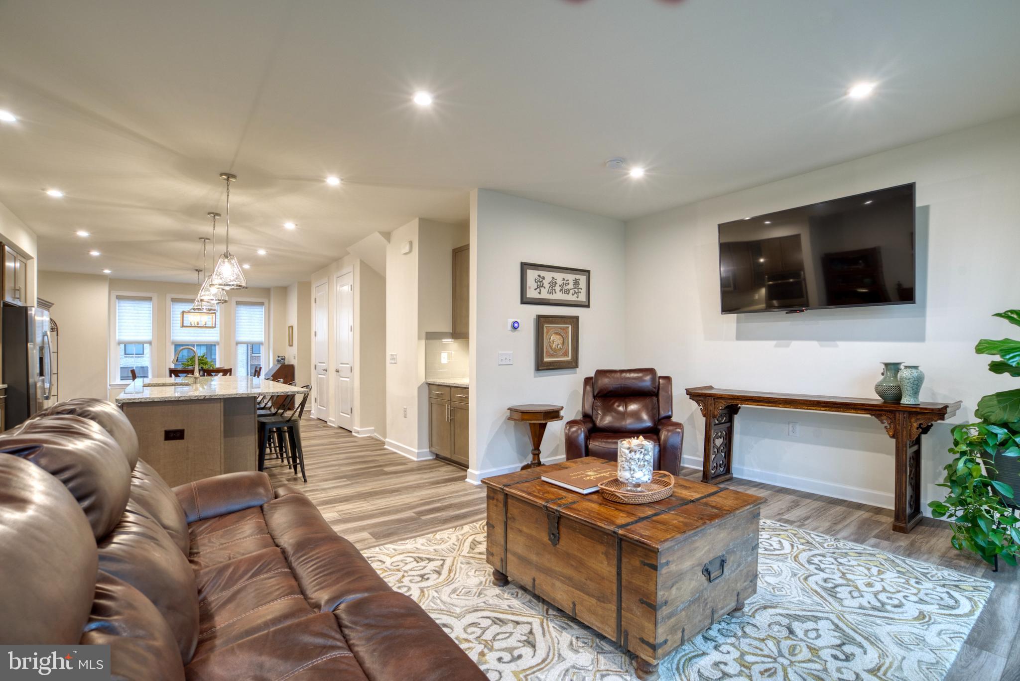 PENDER OAKS - Residential