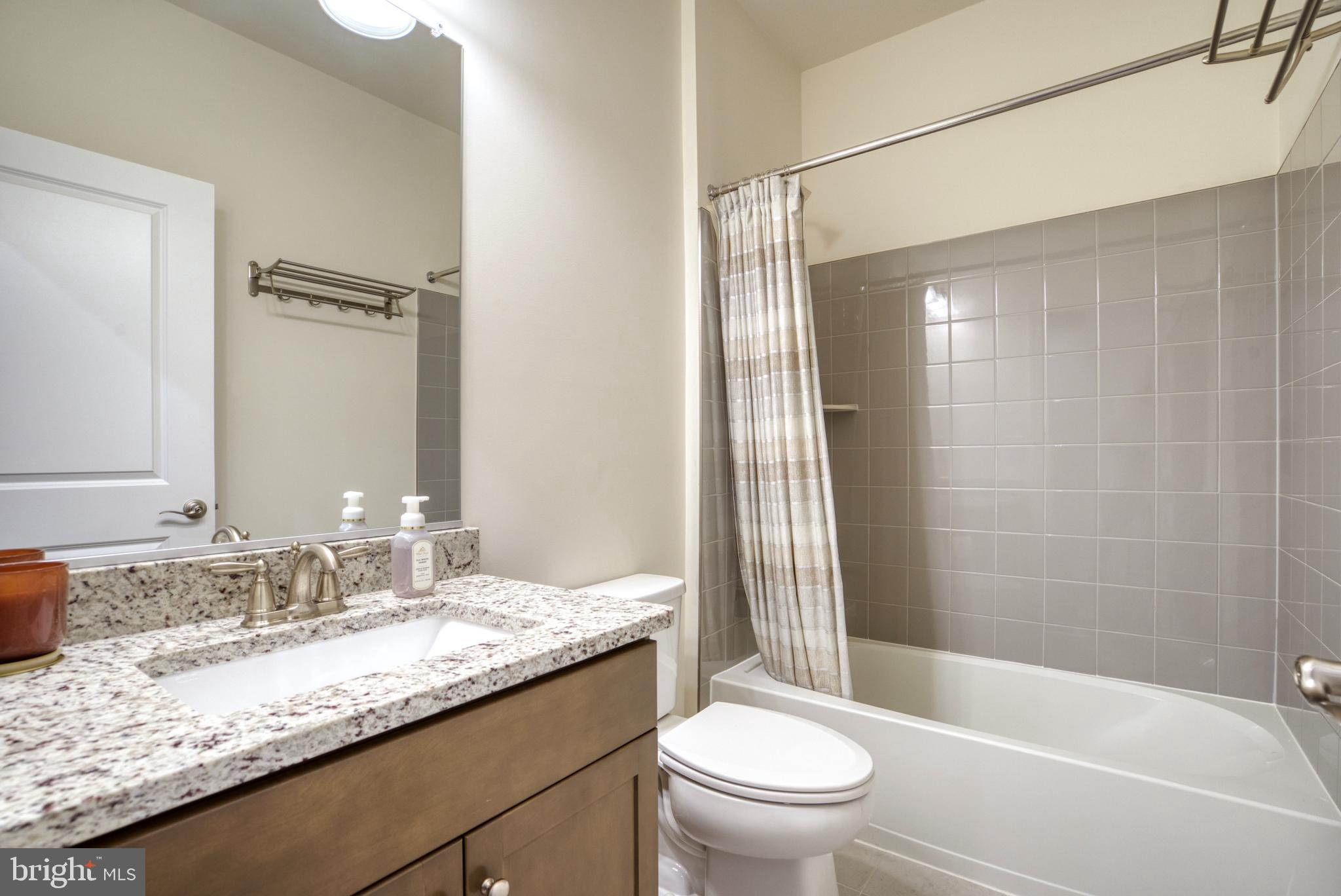 PENDER OAKS - Residential