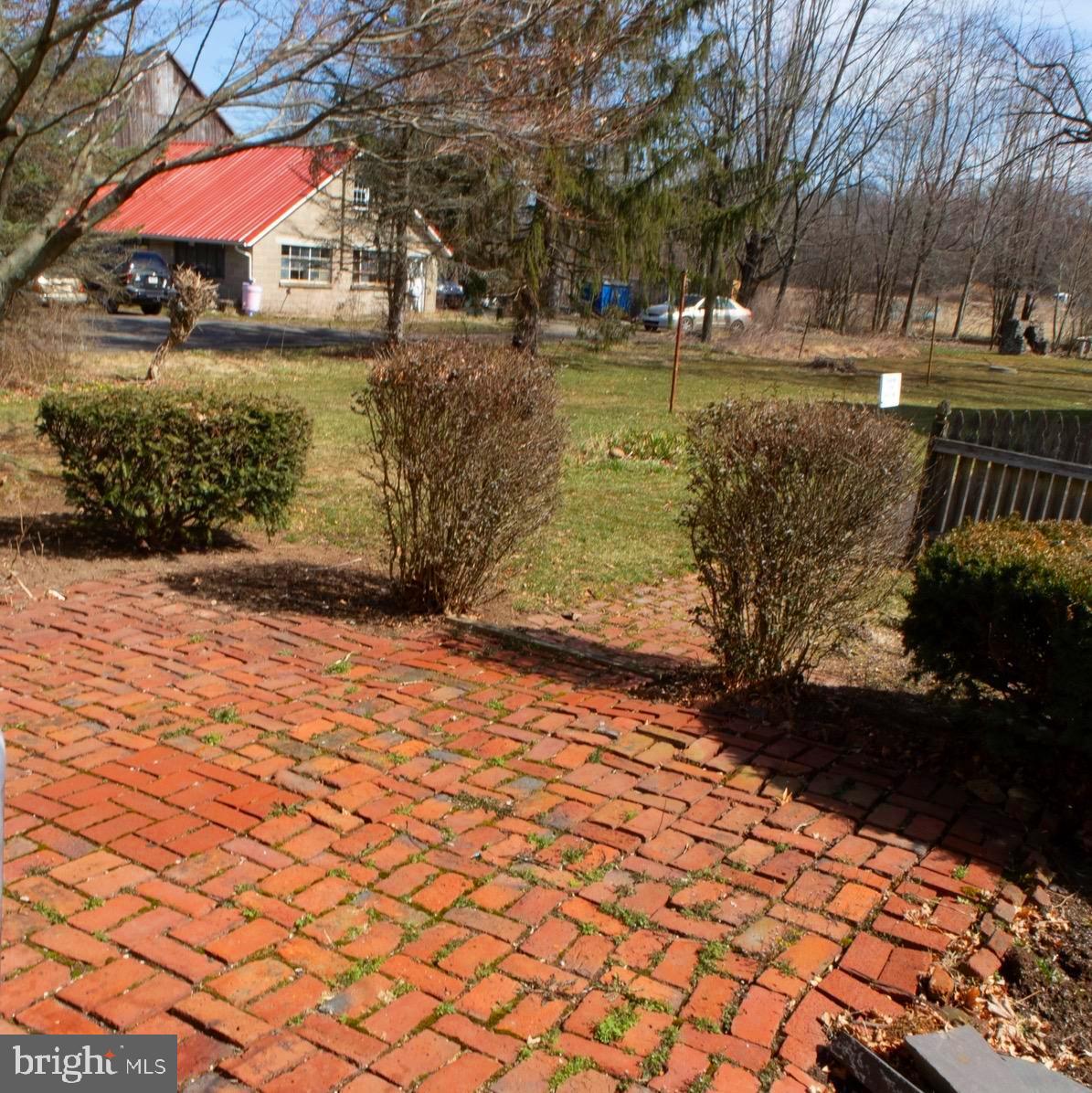 1489 S OLD BETHLEHEM PIKE