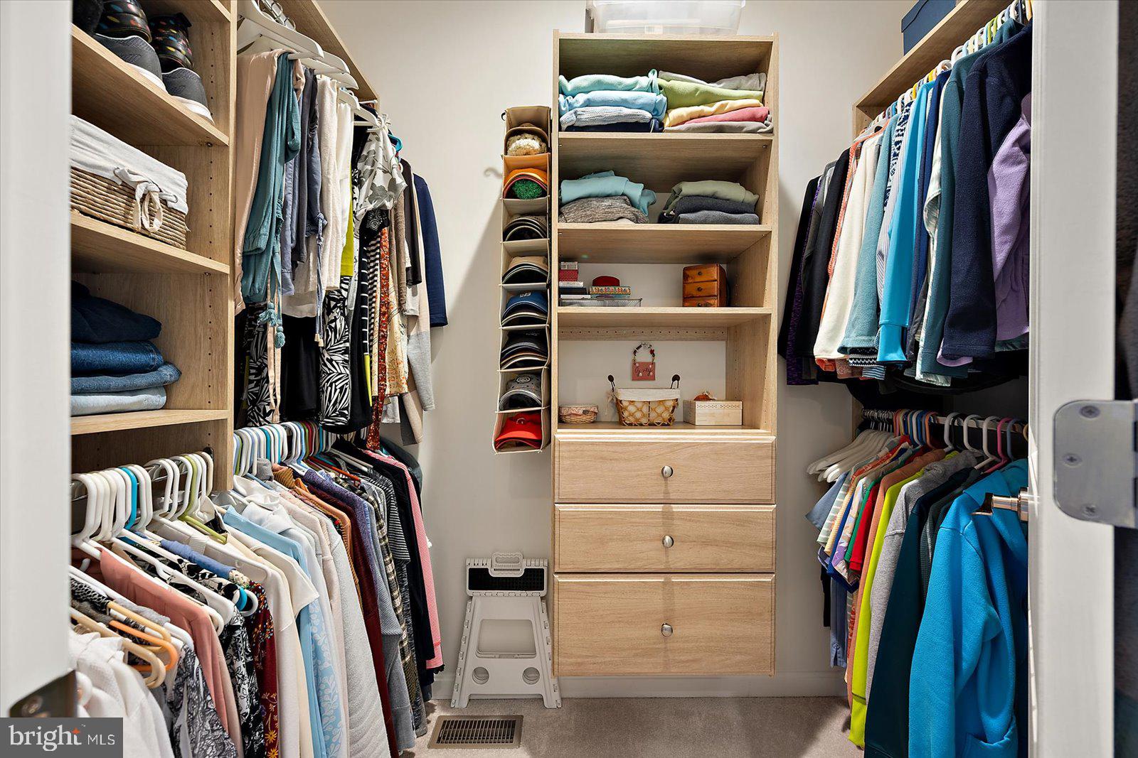 APPLE ARBOR - Residential