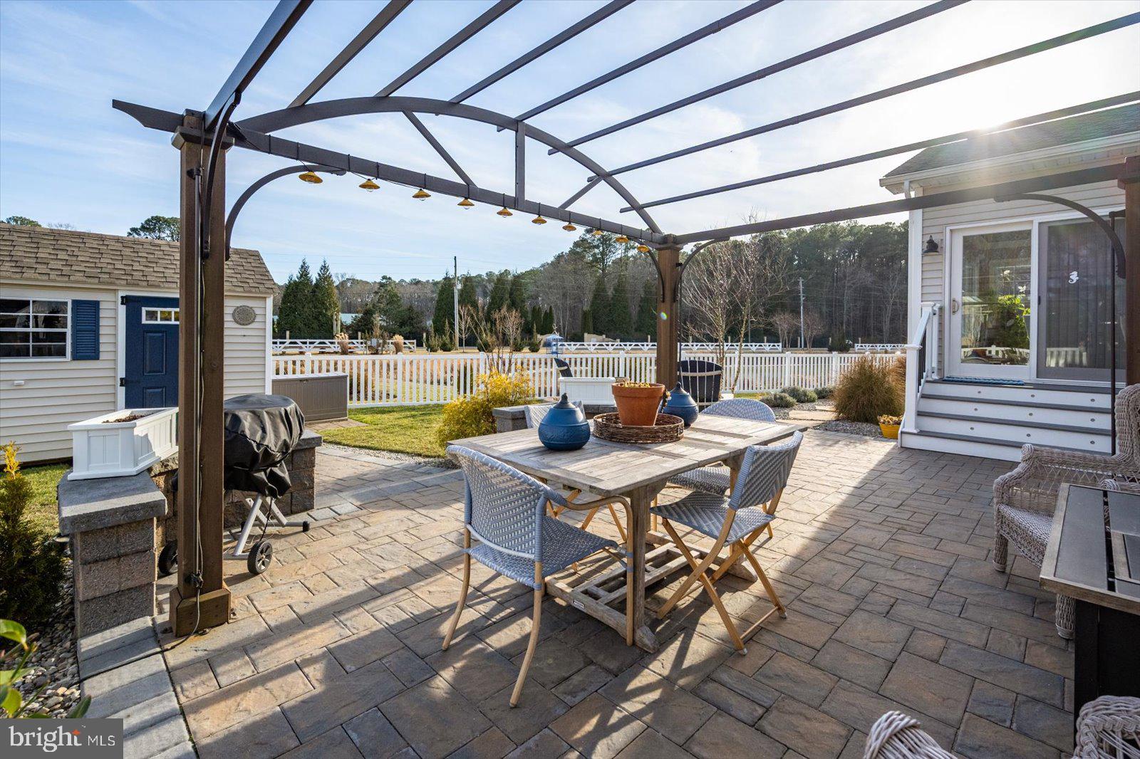 APPLE ARBOR - Residential