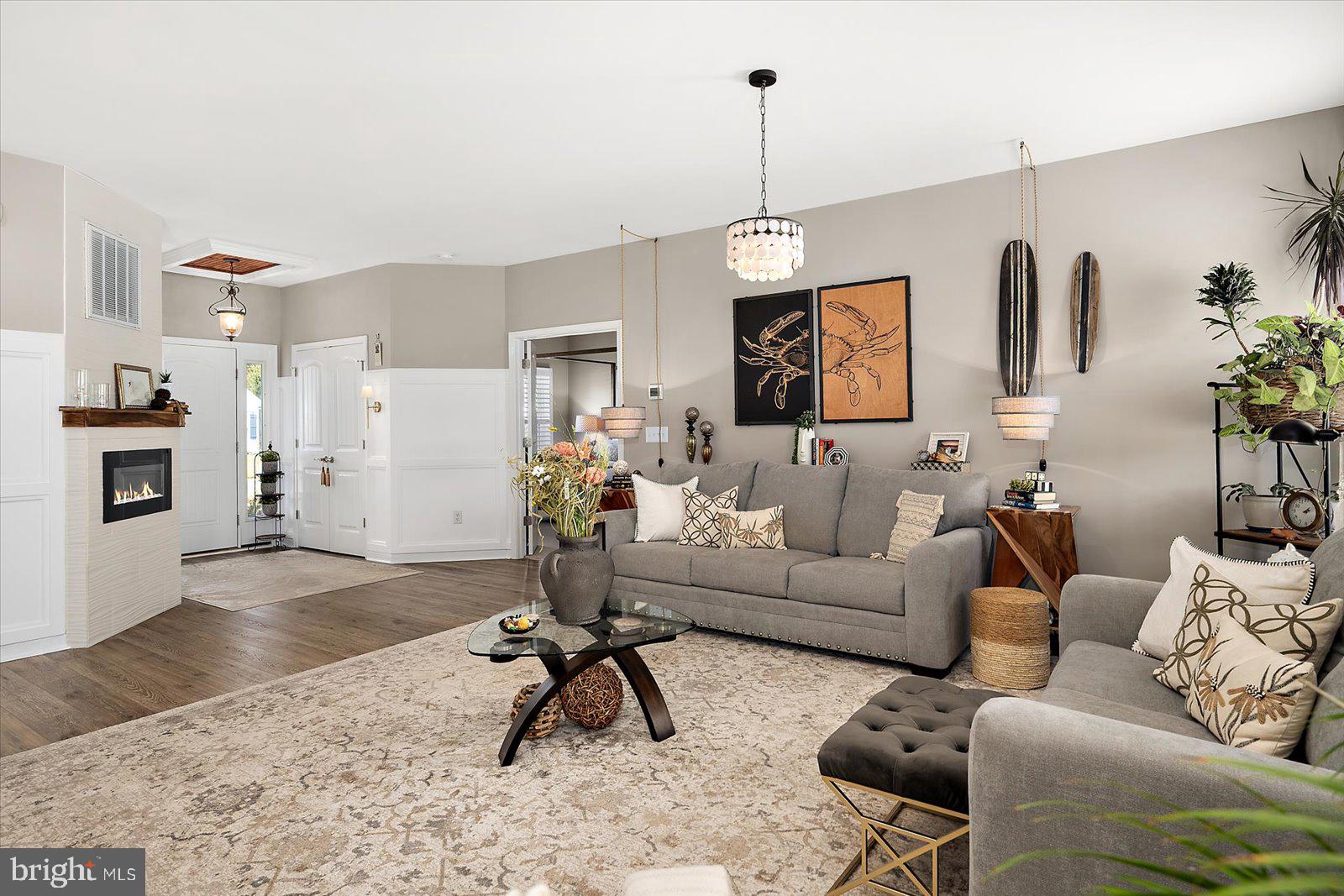 APPLE ARBOR - Residential