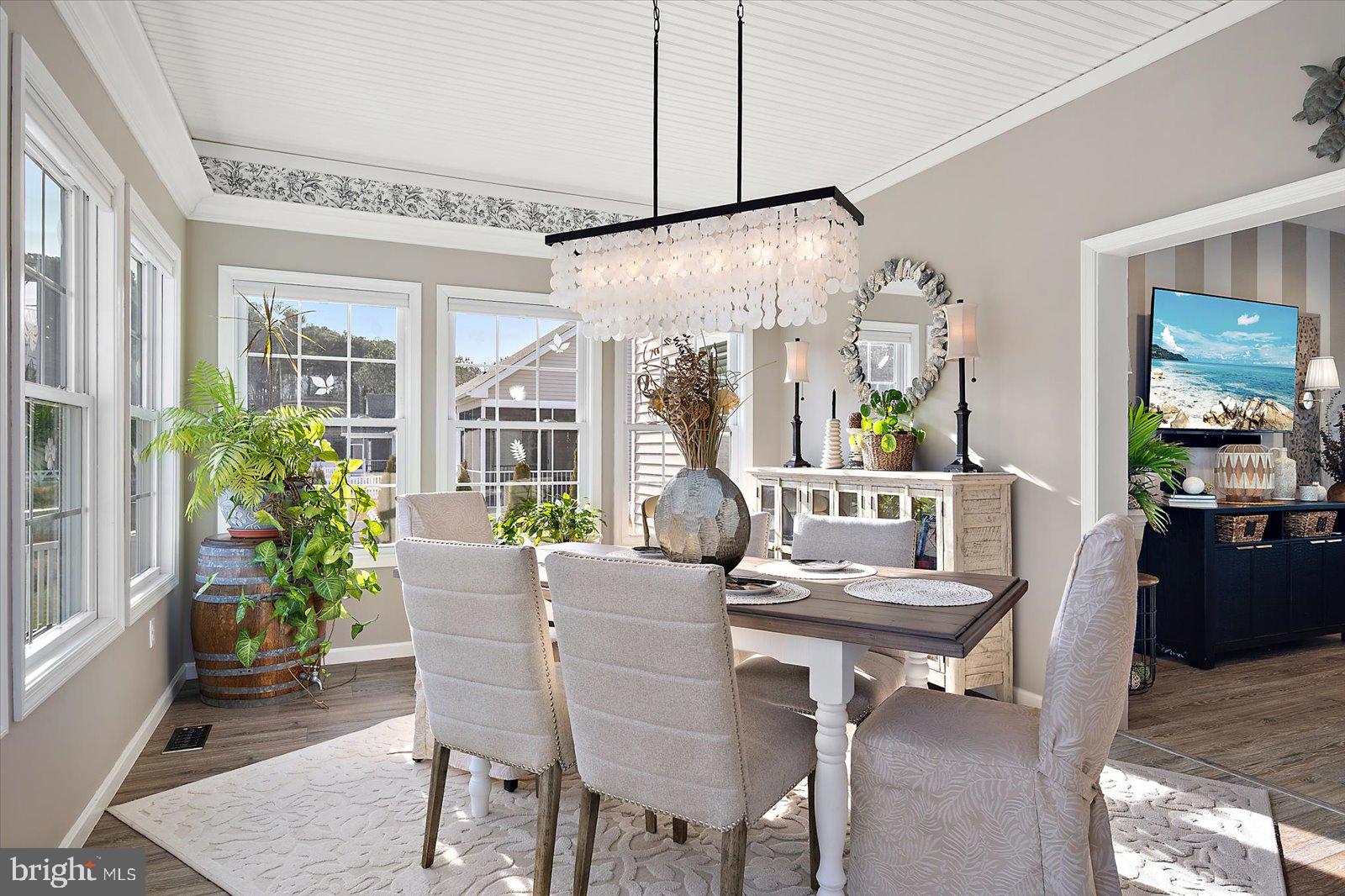 APPLE ARBOR - Residential