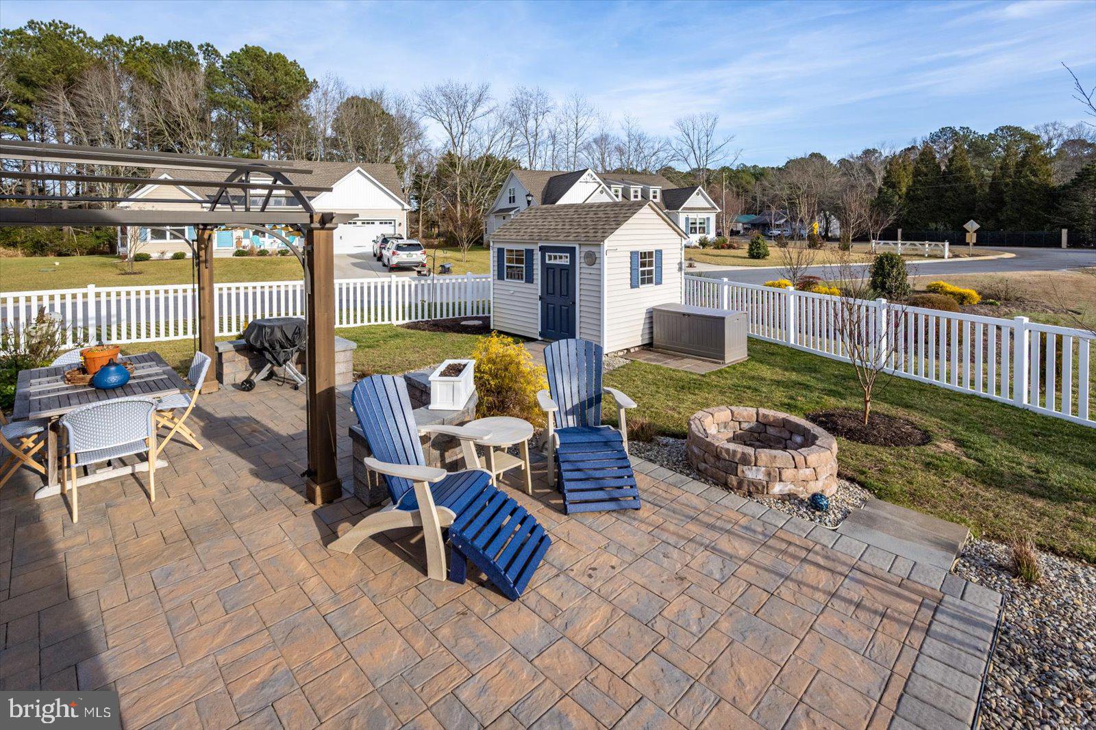 APPLE ARBOR - Residential