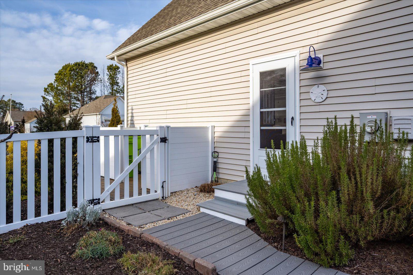 APPLE ARBOR - Residential