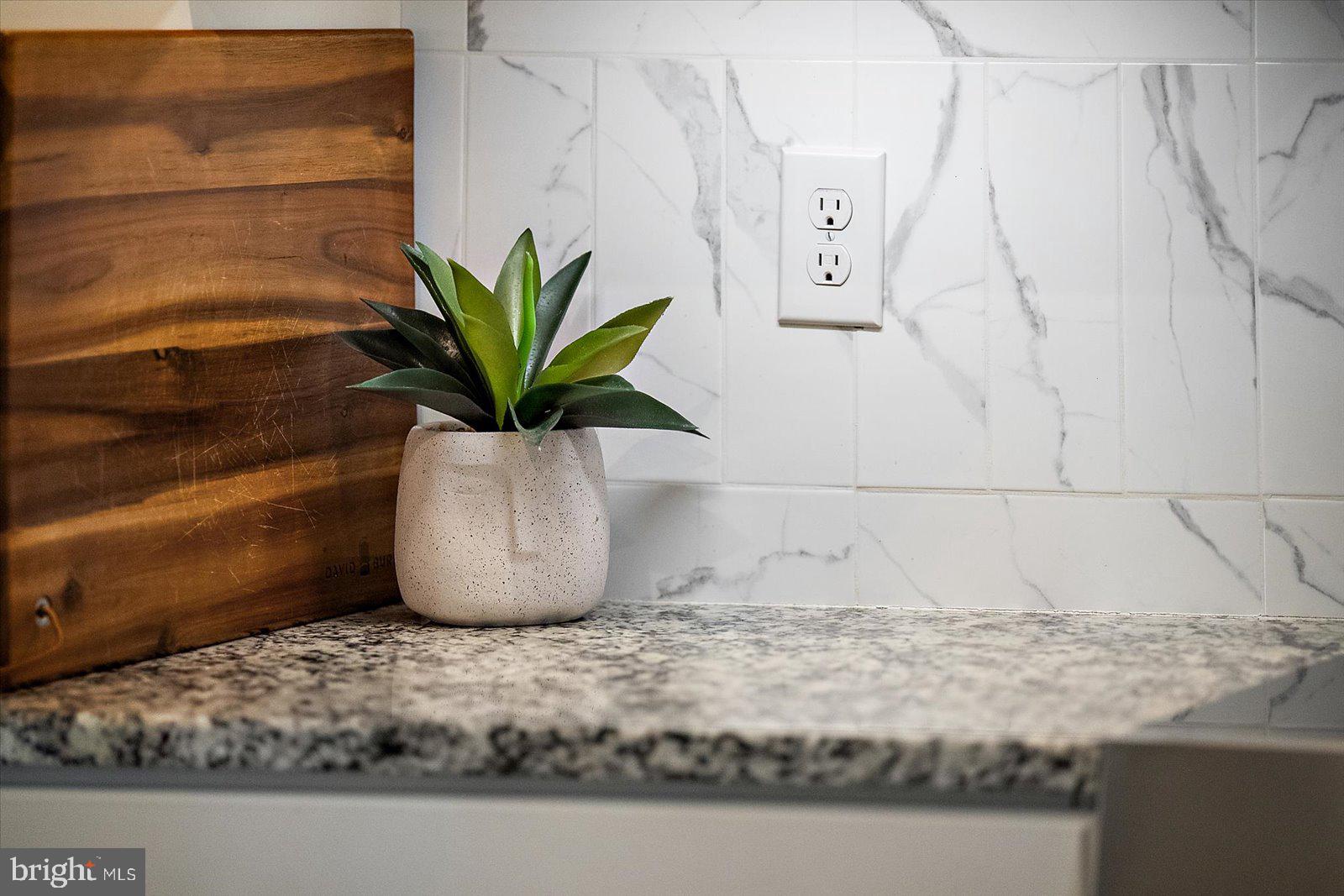 APPLE ARBOR - Residential