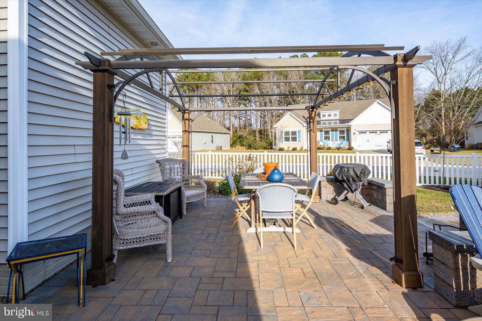 APPLE ARBOR - Residential