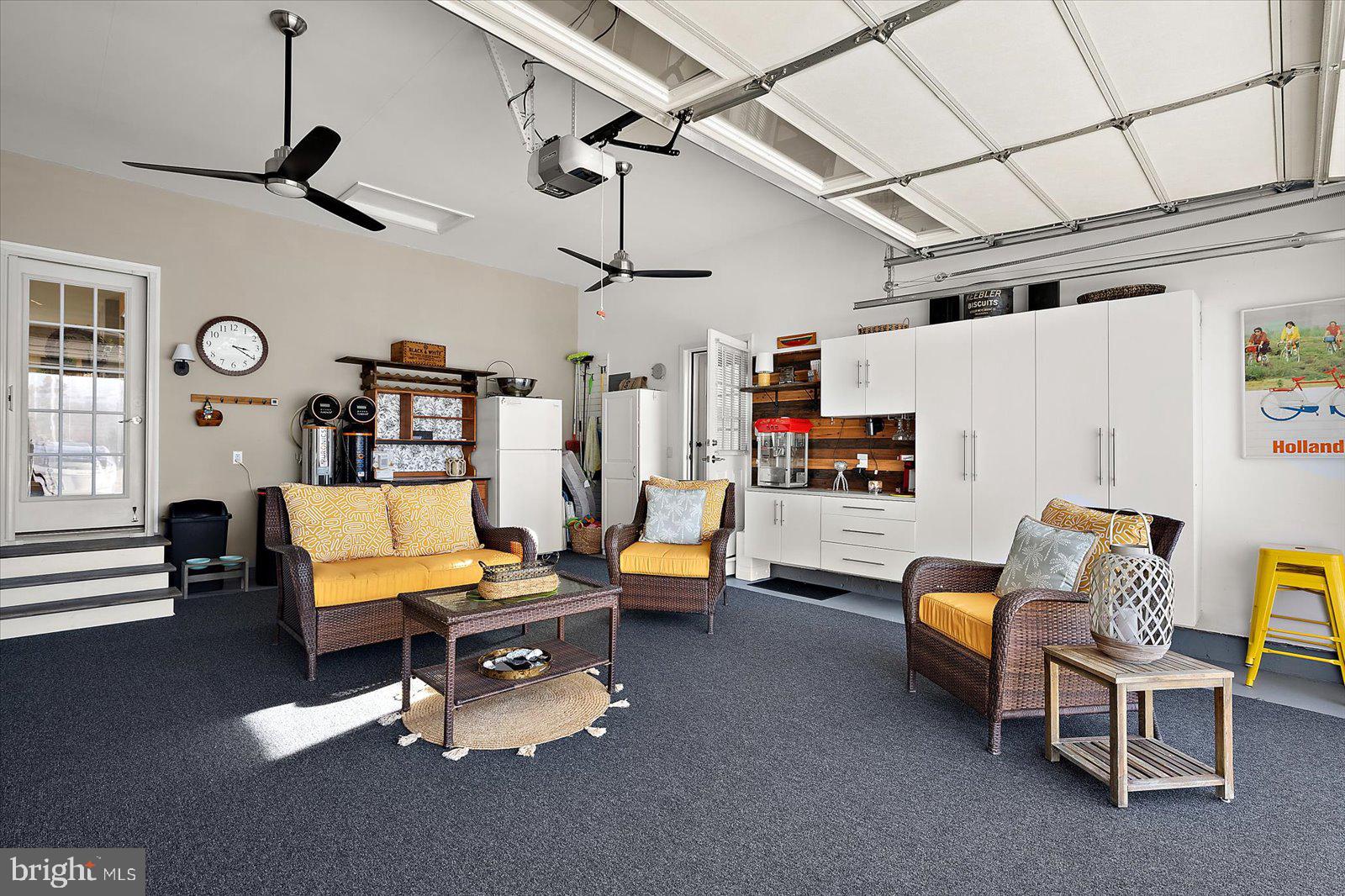 APPLE ARBOR - Residential