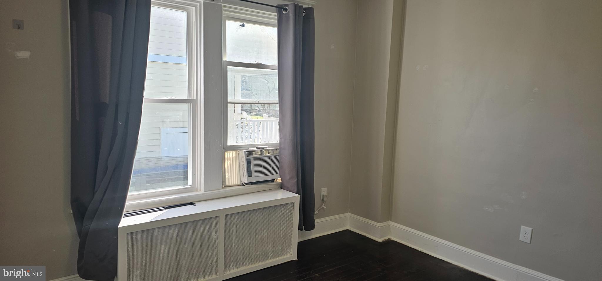 PARKVILLE - Residential Lease