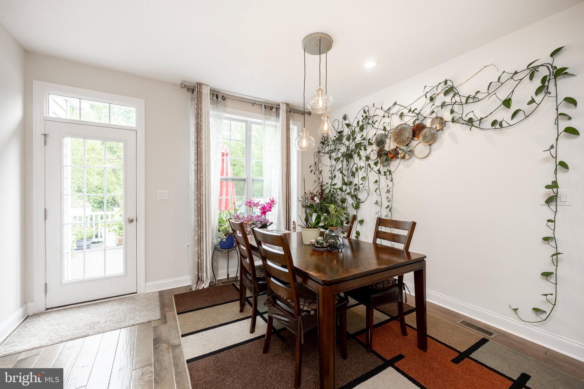 WHITE SPRINGS AT PROVIDENCE - Residential Lease