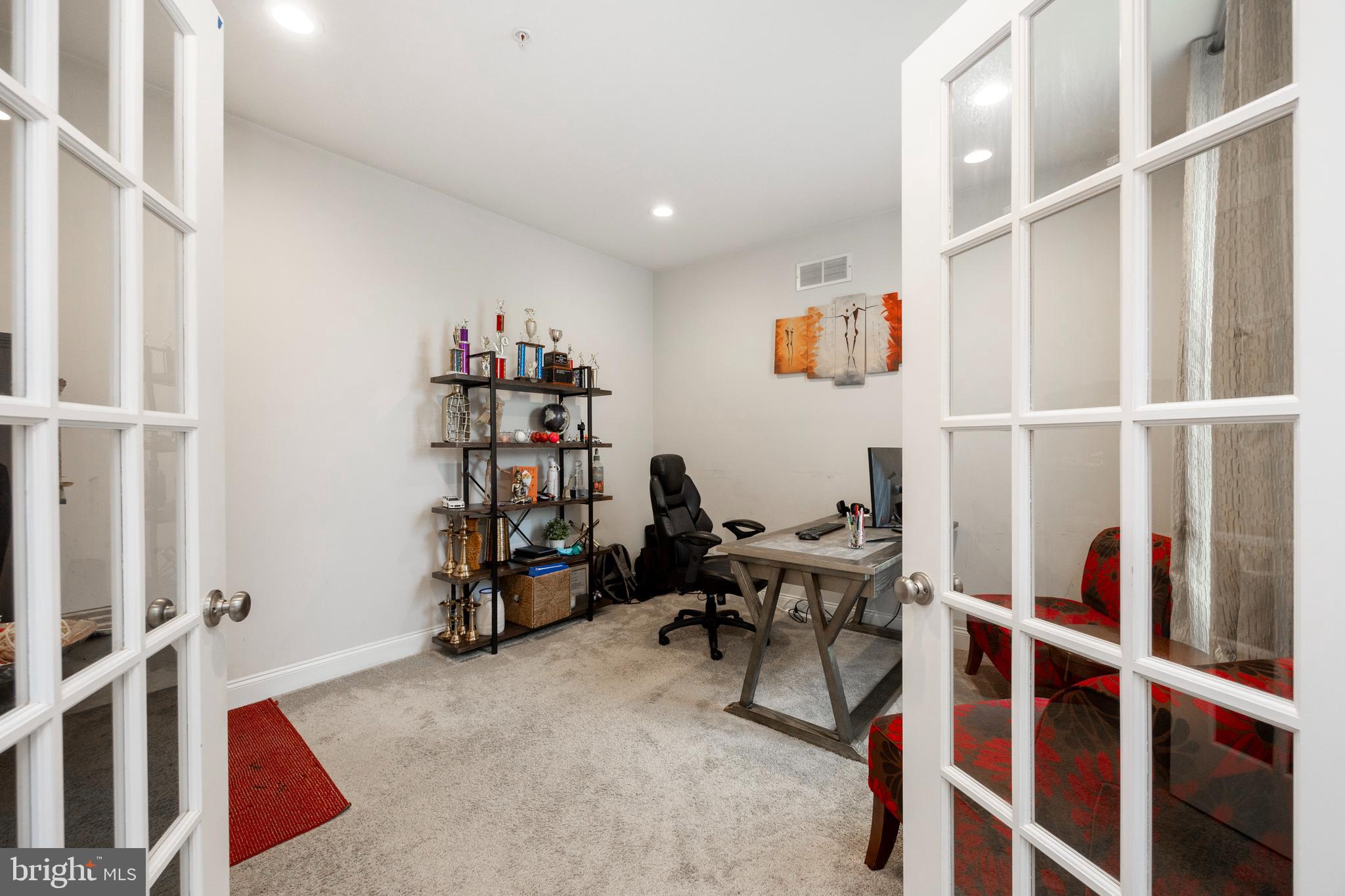 WHITE SPRINGS AT PROVIDENCE - Residential Lease