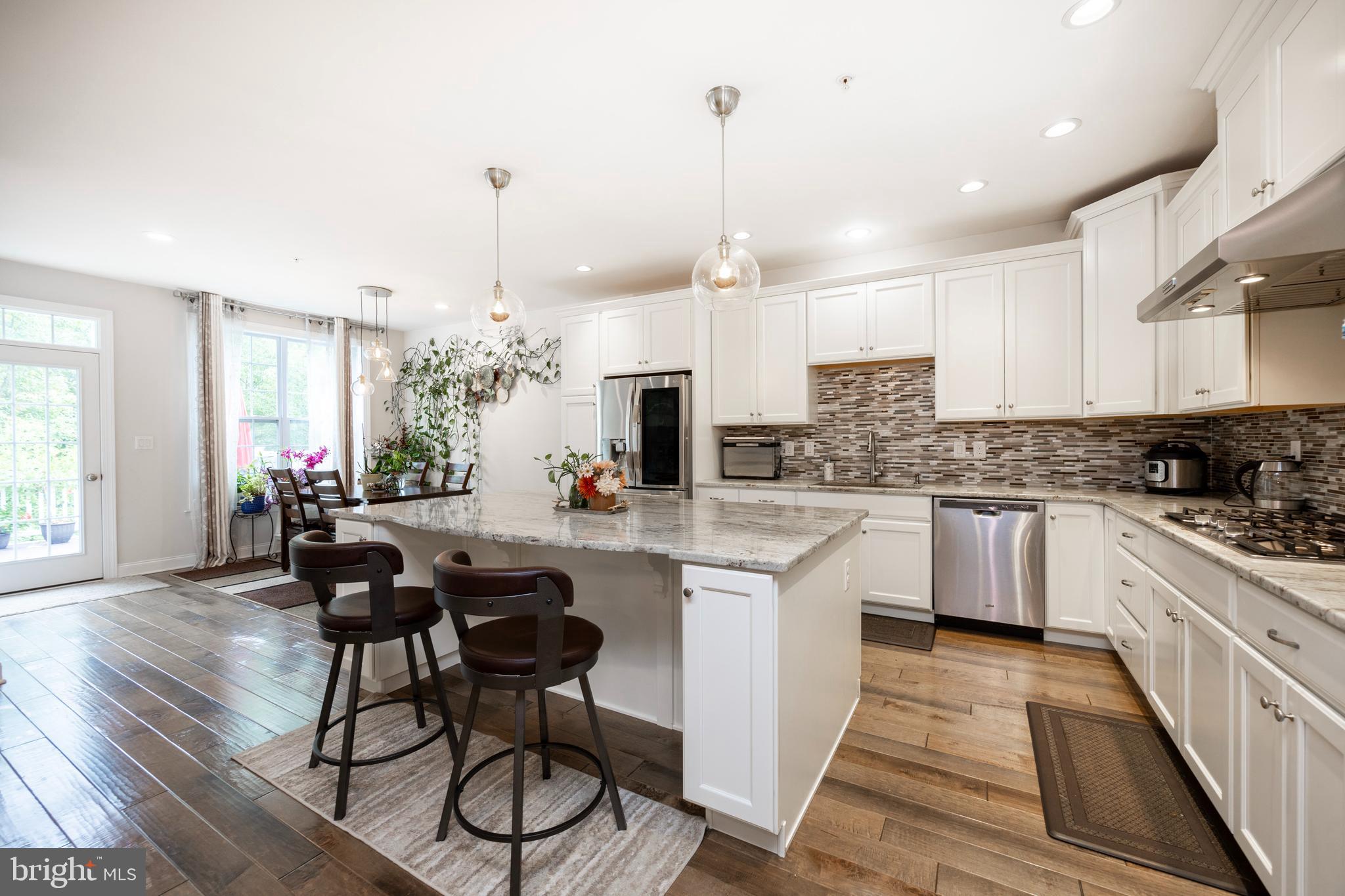 WHITE SPRINGS AT PROVIDENCE - Residential Lease