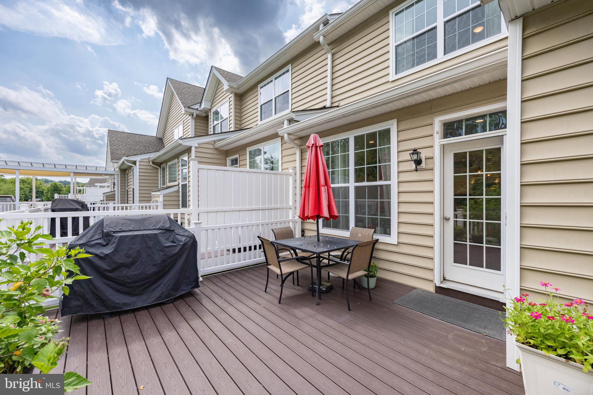 WHITE SPRINGS AT PROVIDENCE - Residential Lease