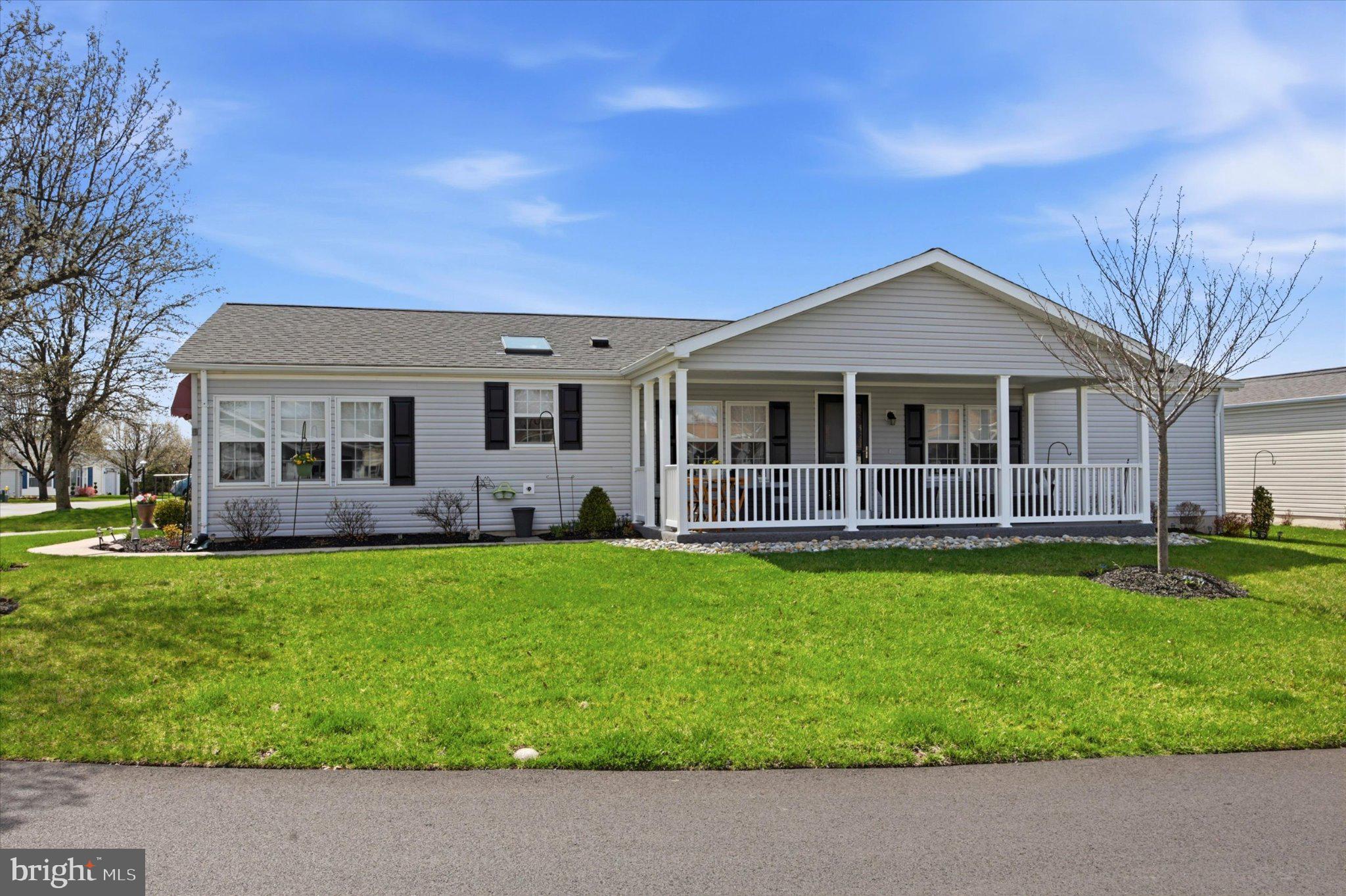 BUCKINGHAM SPRINGS - Residential