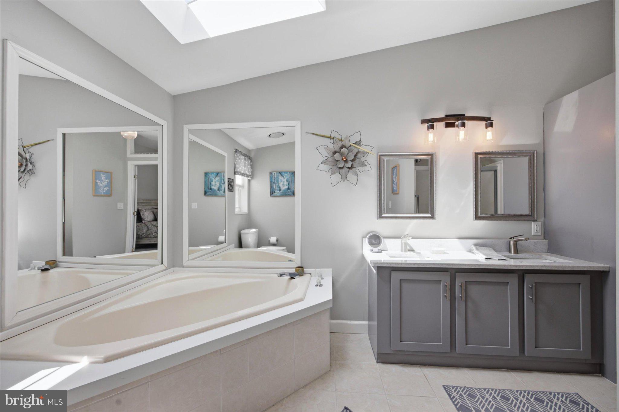 BUCKINGHAM SPRINGS - Residential