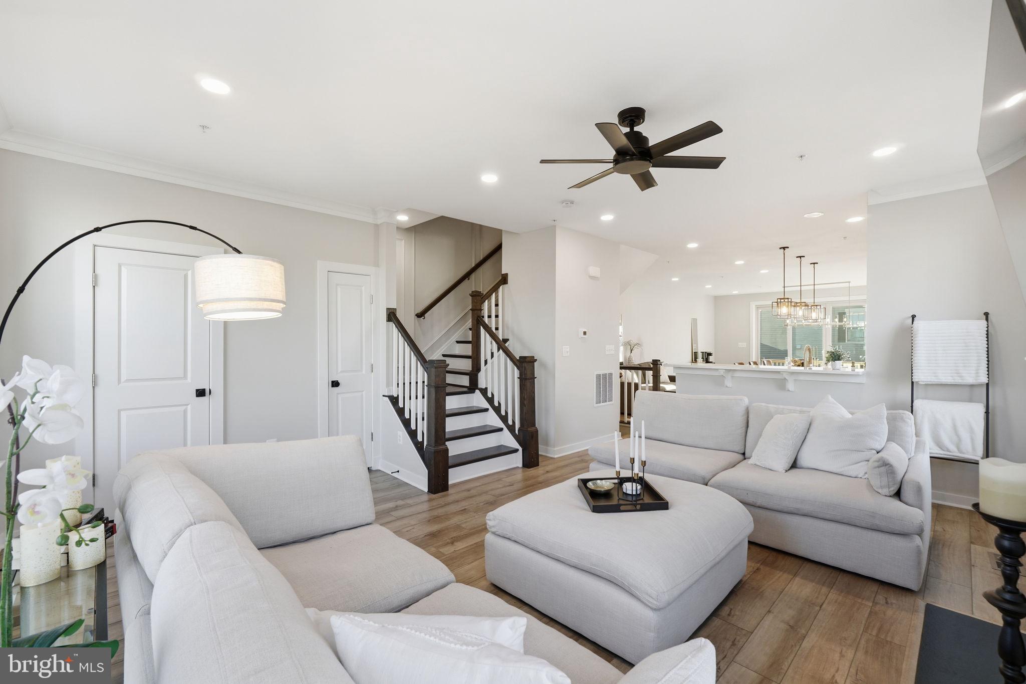 VILLAGES OF URBANA - Residential