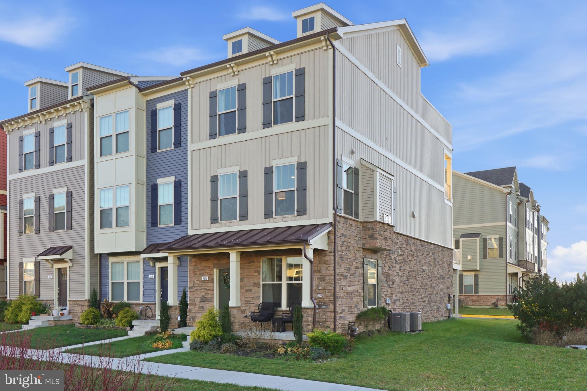 VILLAGES OF URBANA - Residential