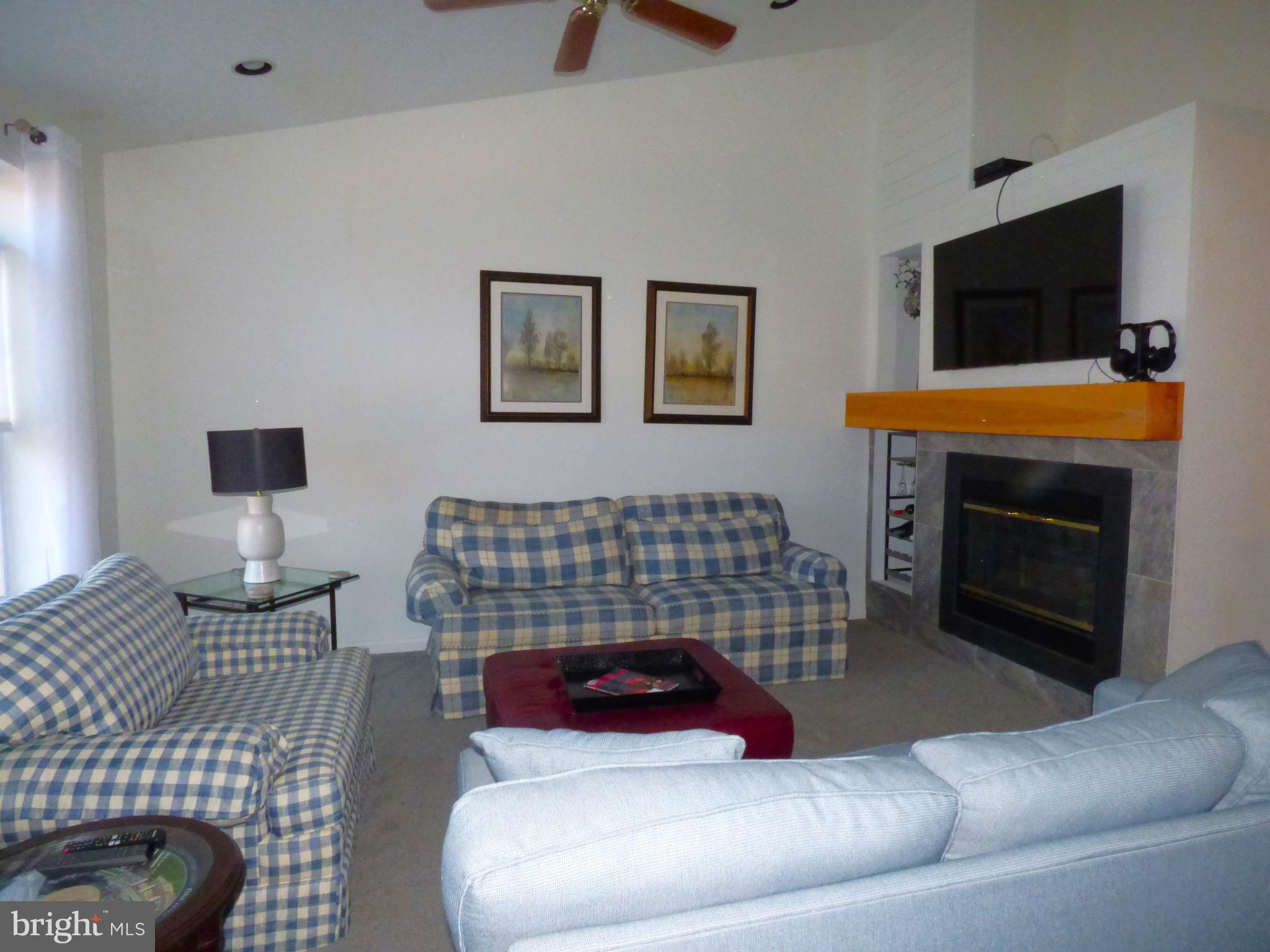 DRESHER WOODS - Residential