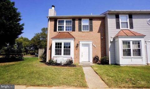 Photo of 7776 Gateshead Lane, MANASSAS, VA 20109 (MLS # VAPW2113632)