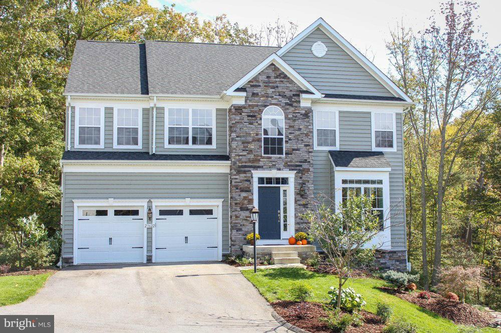 WOODS OF MYRTLE POINT - Residential