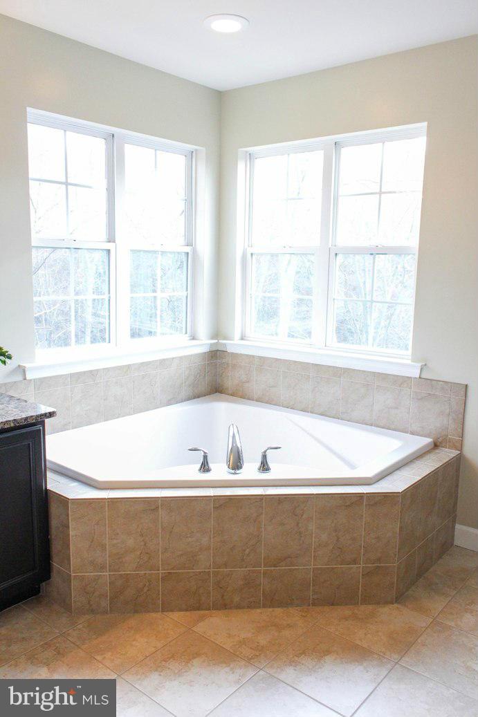 WOODS OF MYRTLE POINT - Residential