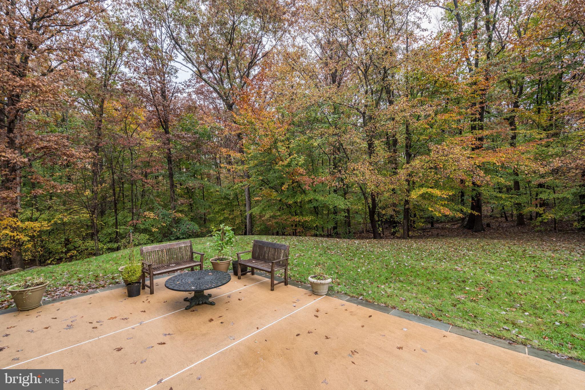 LOTH LORIAN - Residential