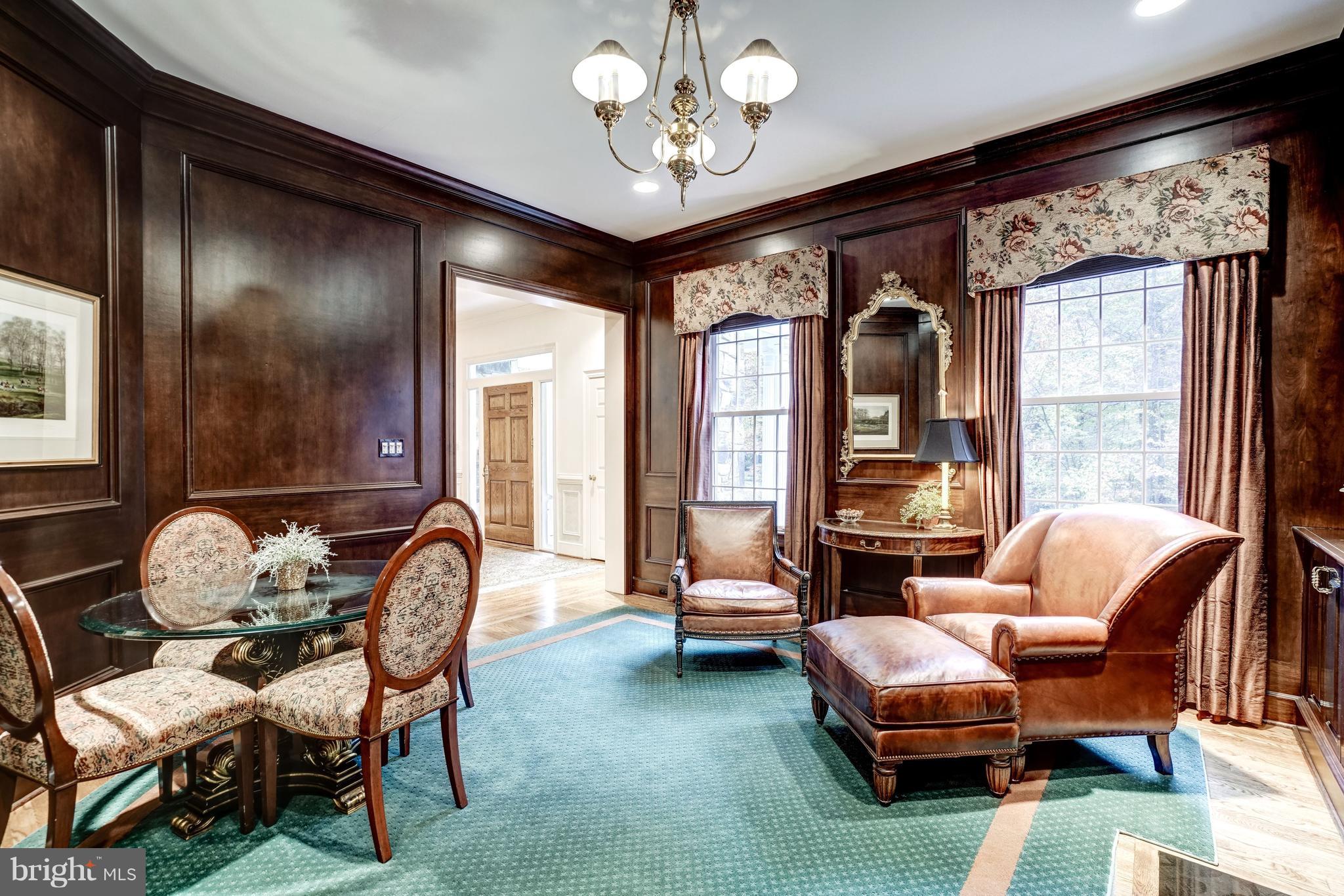 LOTH LORIAN - Residential