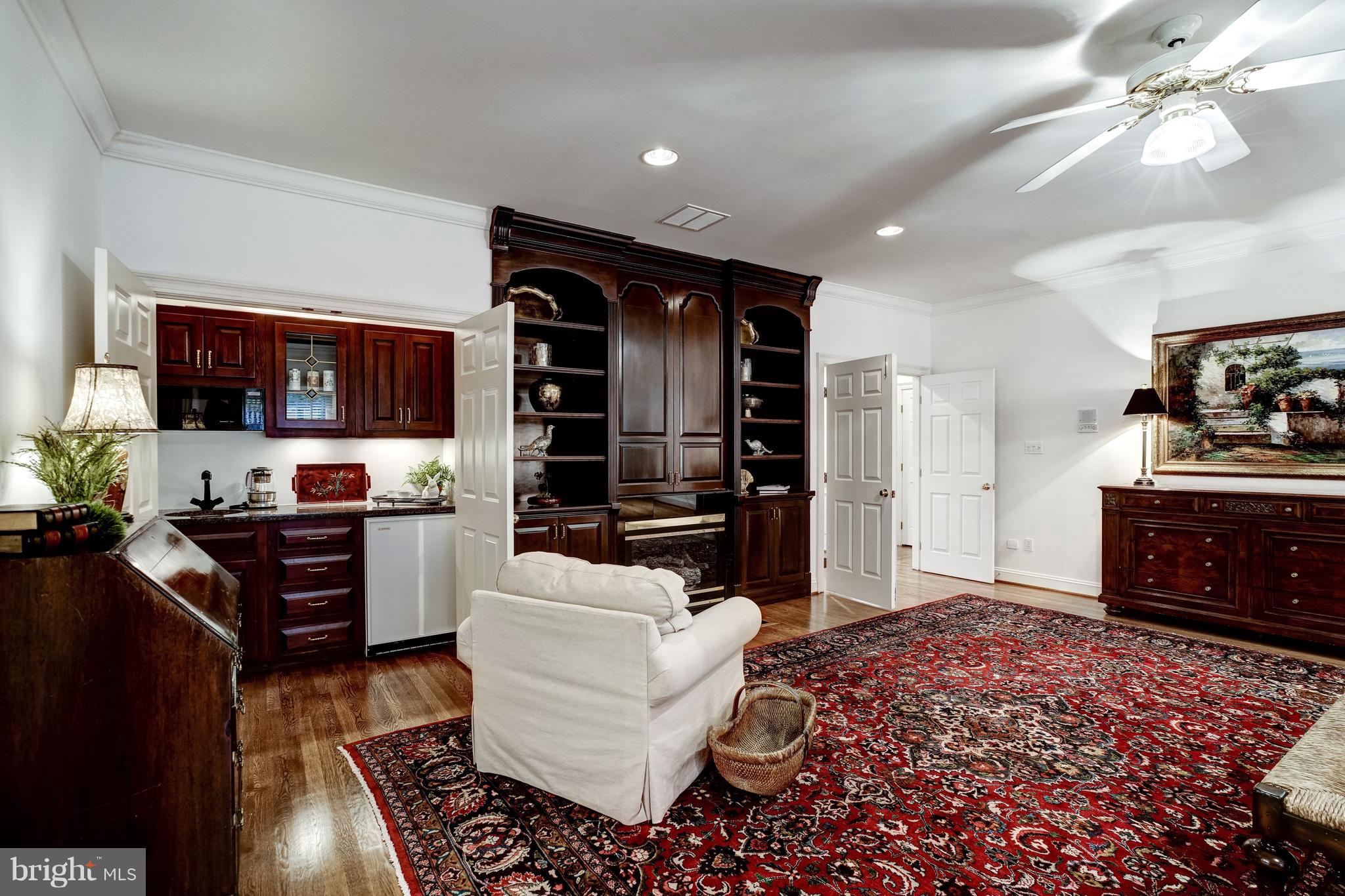 LOTH LORIAN - Residential