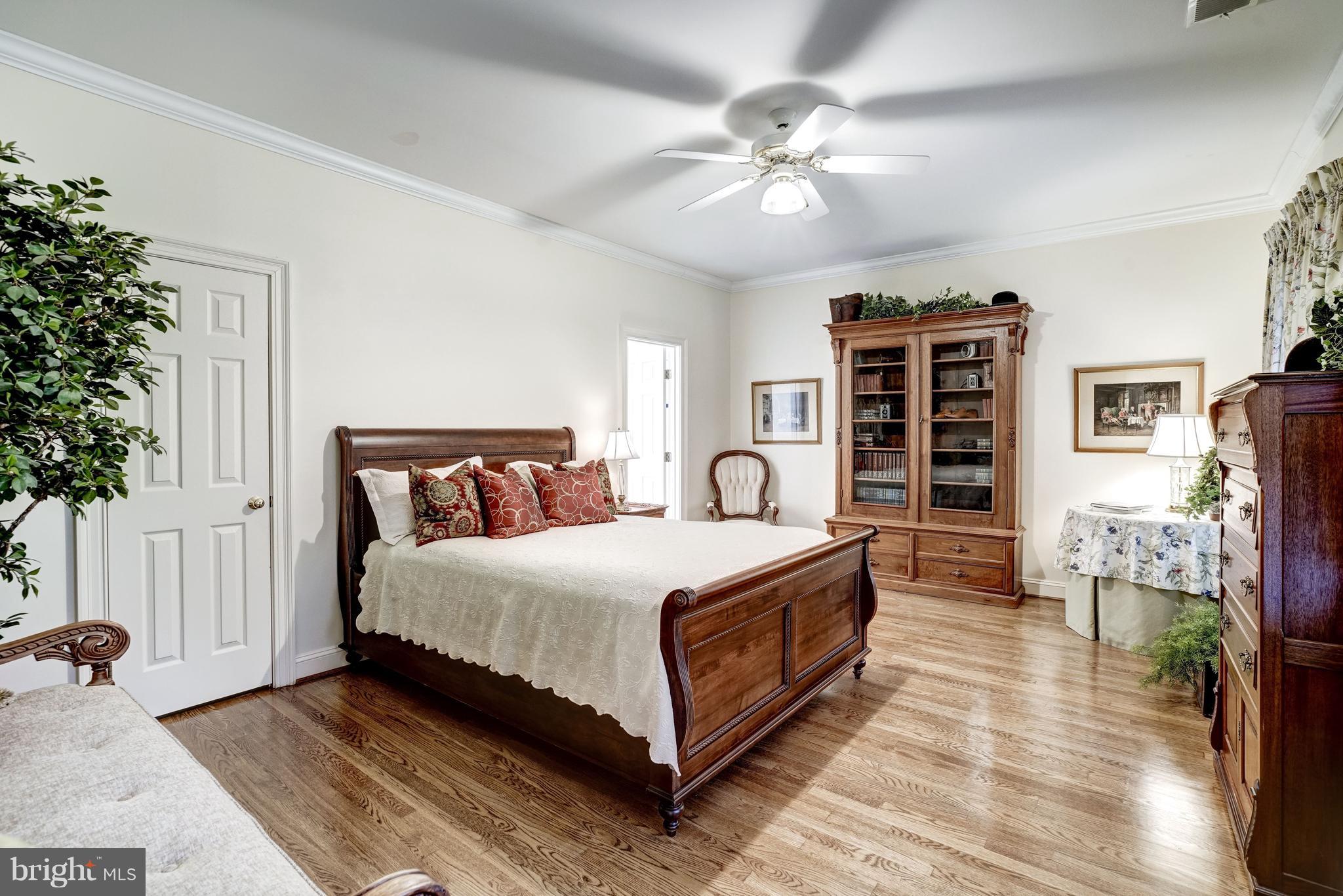 LOTH LORIAN - Residential